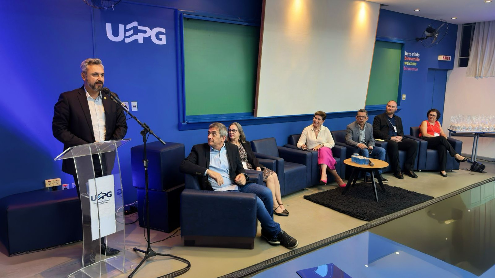 Deputado Fabio Oliveira (Podemos) representa a Assembleia em evento de 50 anos de engenharia da UEPG
