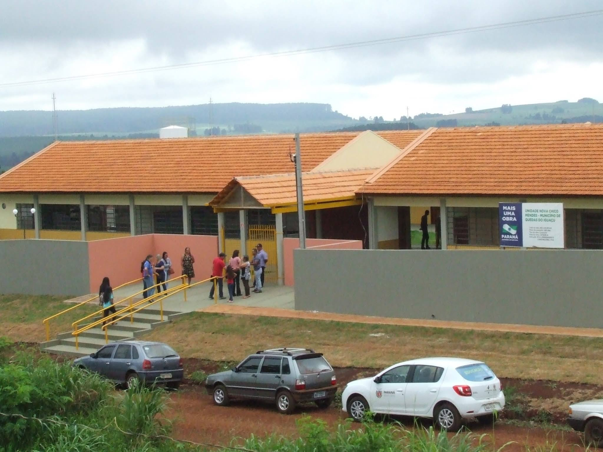 Deputada Luciana Rafagnin (PT) cobra manutenção de turmas e critica fechamento no Colégio do Campo Chico Mendes