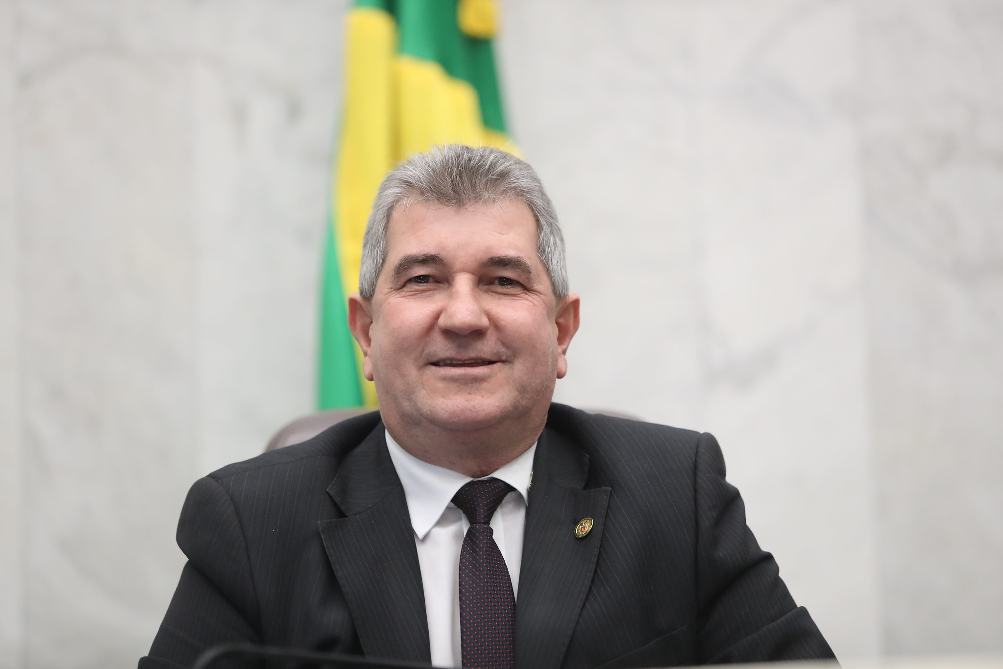Deputado Bazana (PSD) convoca reunião com Secretário de Agricultura para discutir medidas contra gripe aviária