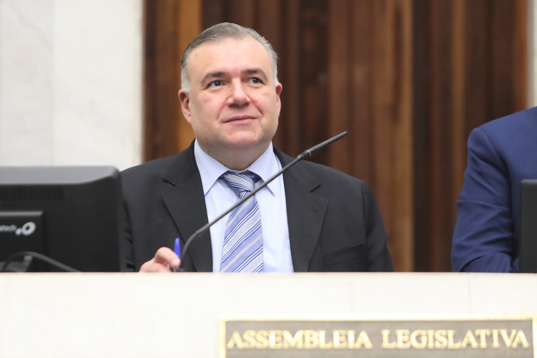 Aprovado projeto de Lei do deputado Ney Leprevost (União) para apoio à maternidade e paternidade atípicas