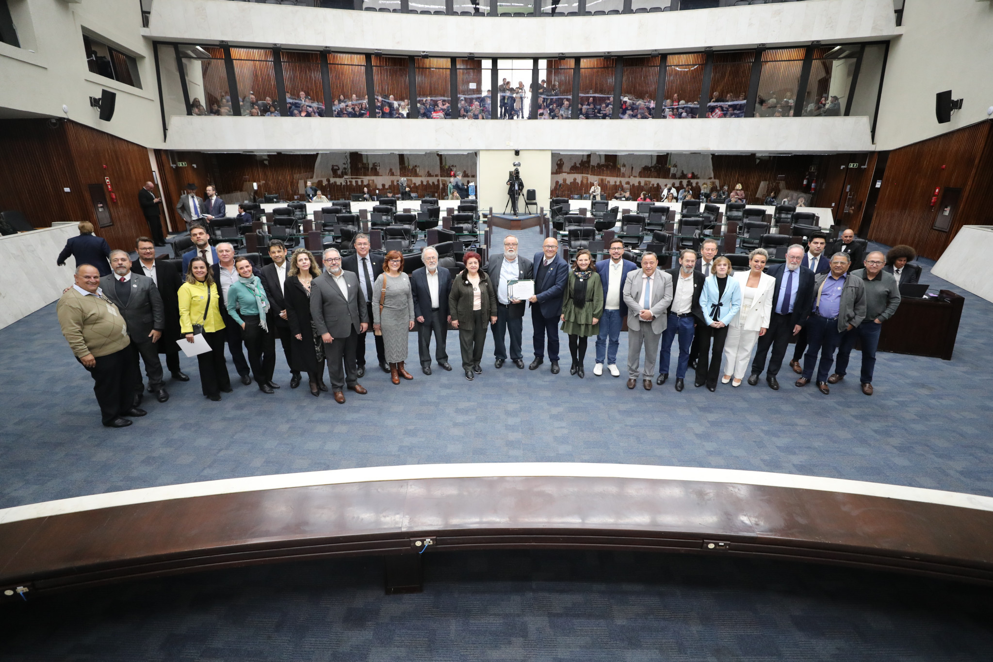 Assembleia Legislativa homenageia os 34 anos da Unilivre
