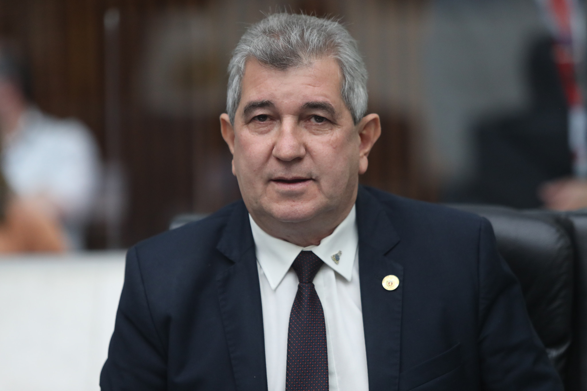 Deputado Bazana (PSD) repudia parecer da PGR contra escolas especializadas e articula defesa a modelo do Paraná