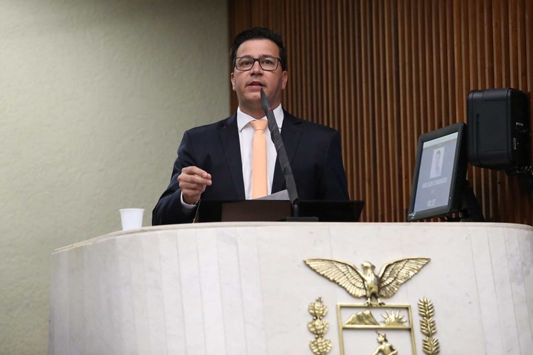 Deputado Arilson quer saber de quem é a responsabilidade pelo abandono das rodovias do PR