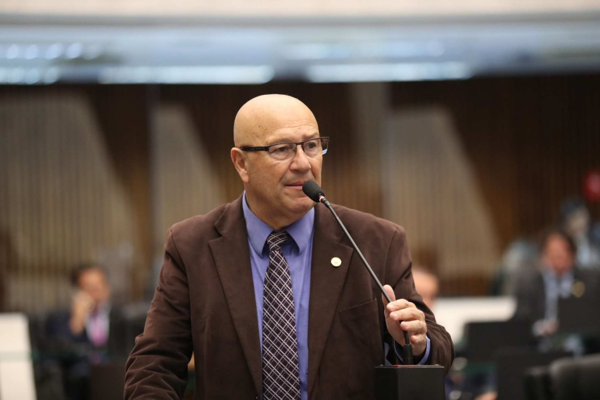 Salário mínimo do Paraná é avanço na distribuição de renda no País, diz deputado Luiz Claudio Romanelli (PSD)