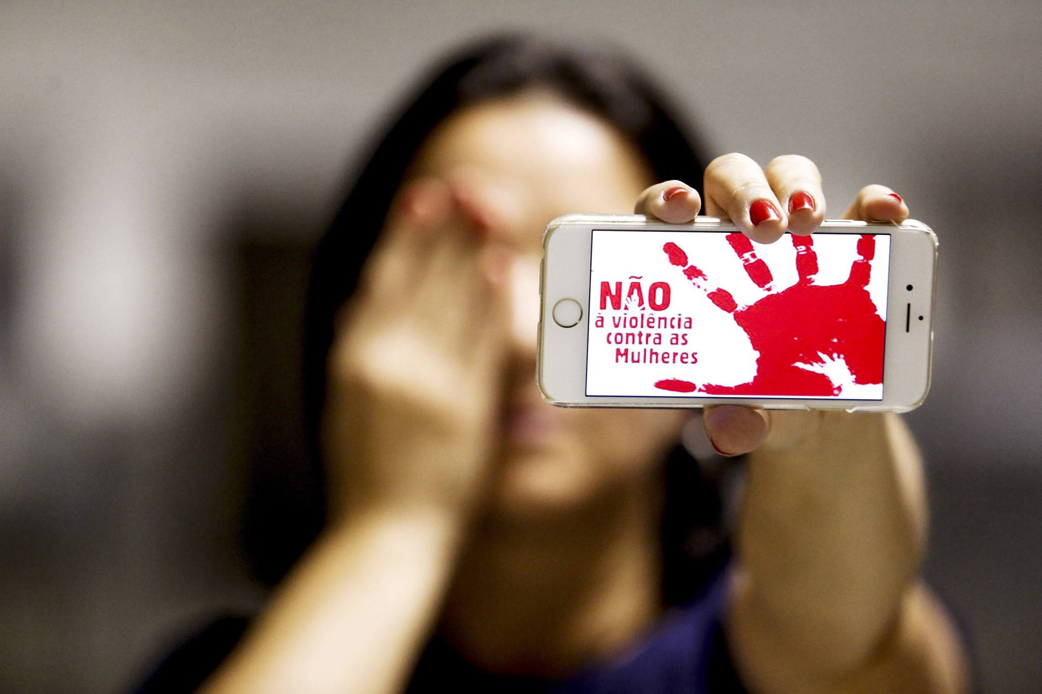 Leis aprovadas na Assembleia garantem proteção para mulheres vítimas de violência