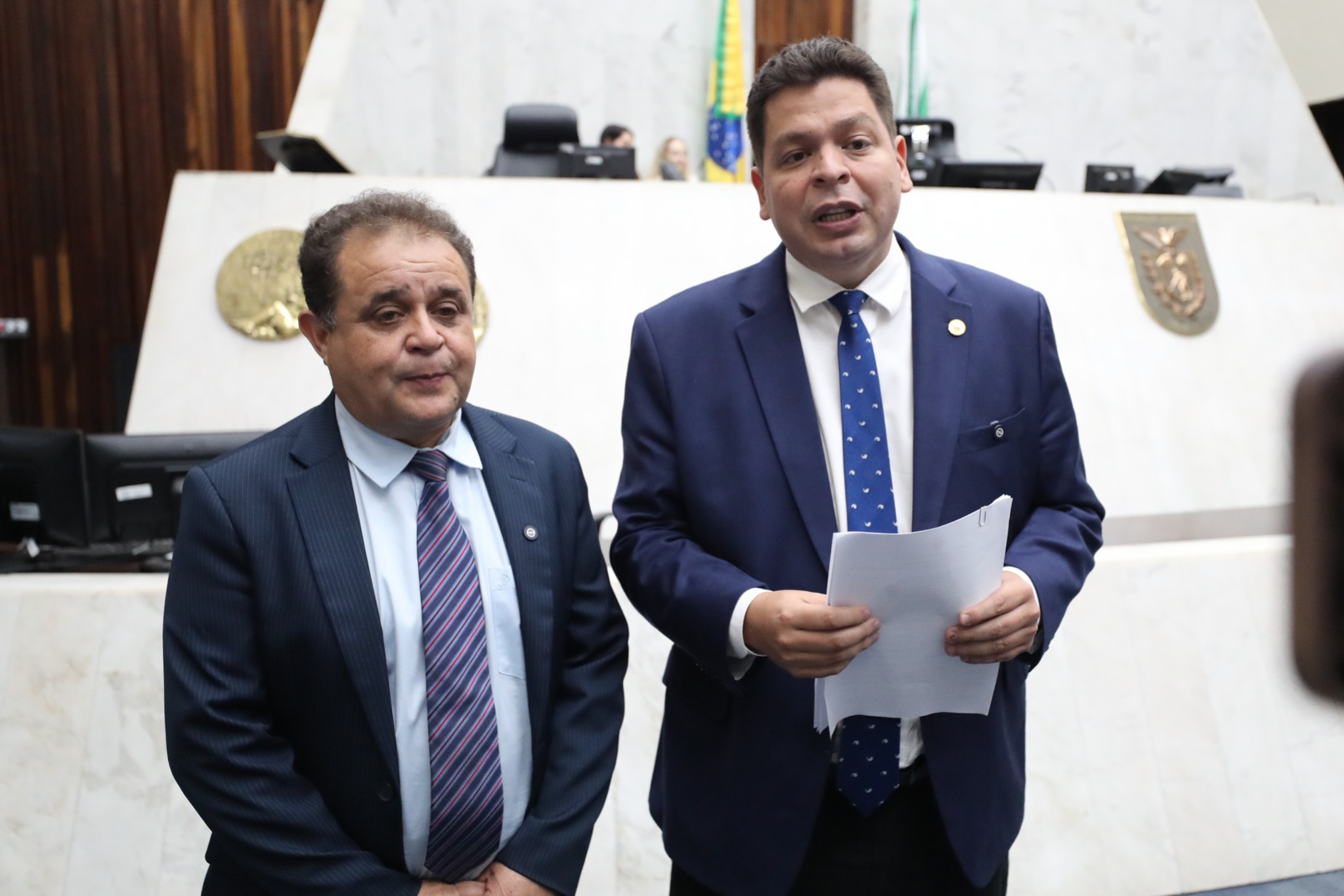 Deputados Gugu Bueno (PSD) e Batatinha (PSD) destacam aprovação de projeto que autoriza o Estado a repassar viaturas e equipamentos às guardas municipais do Paraná