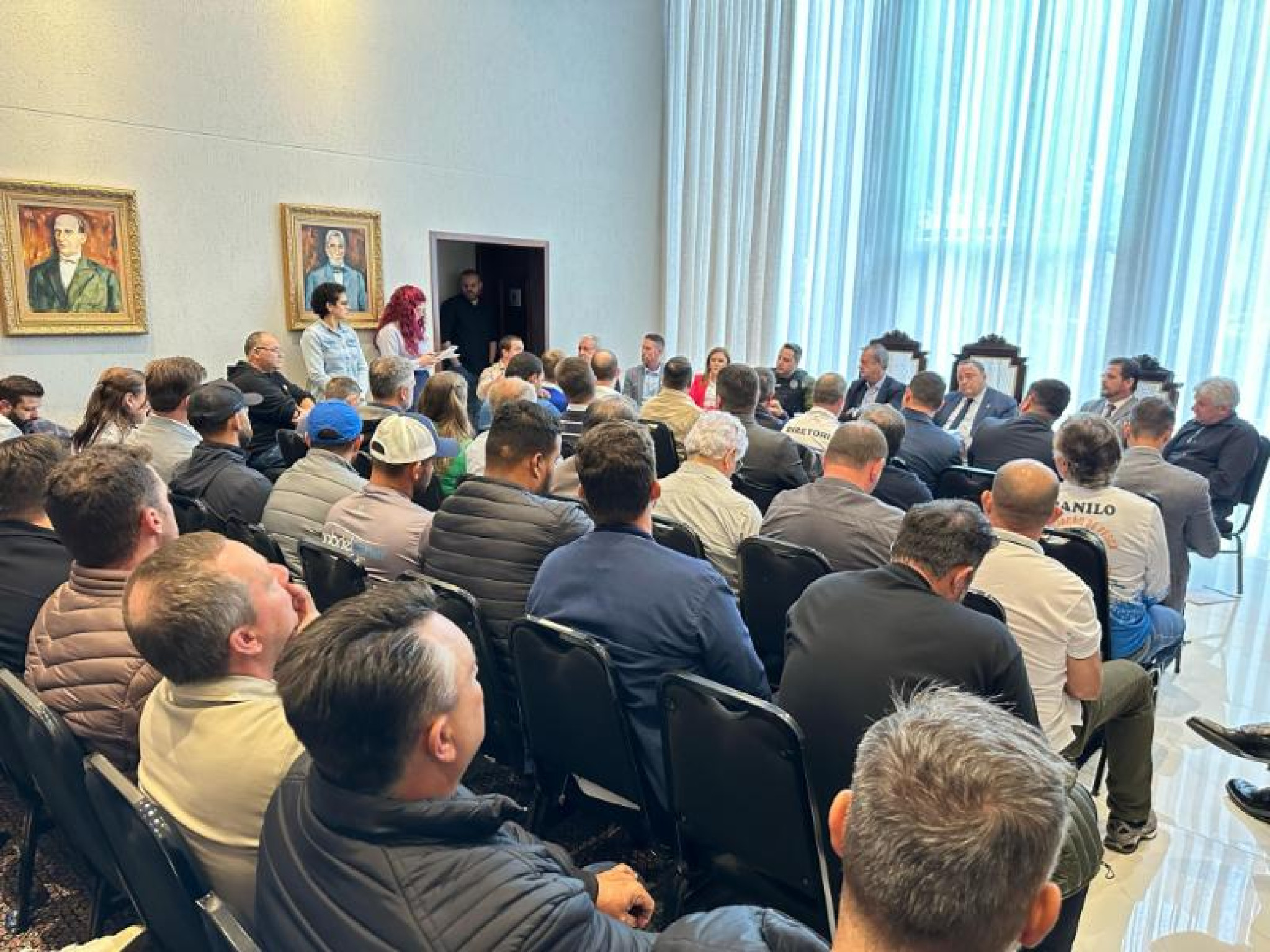 Reunião na Assembleia Legislativa debate novas regras para a pesca esportiva no Paraná