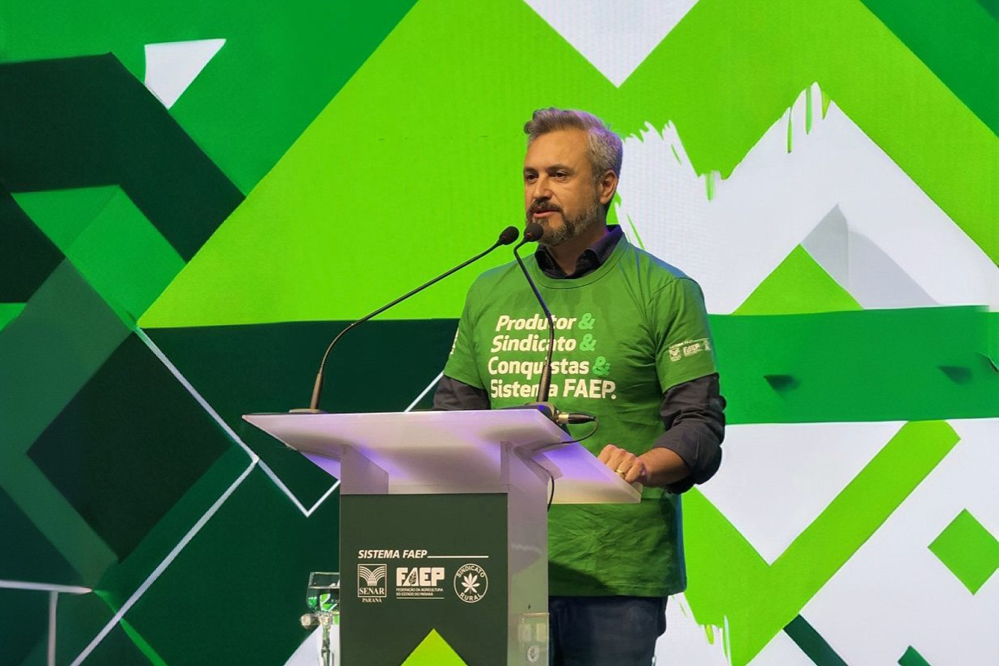 “Setor produtivo faz a economia do Paraná girar”, destaca deputado Fabio Oliveira (Podemos) em evento da FAEP