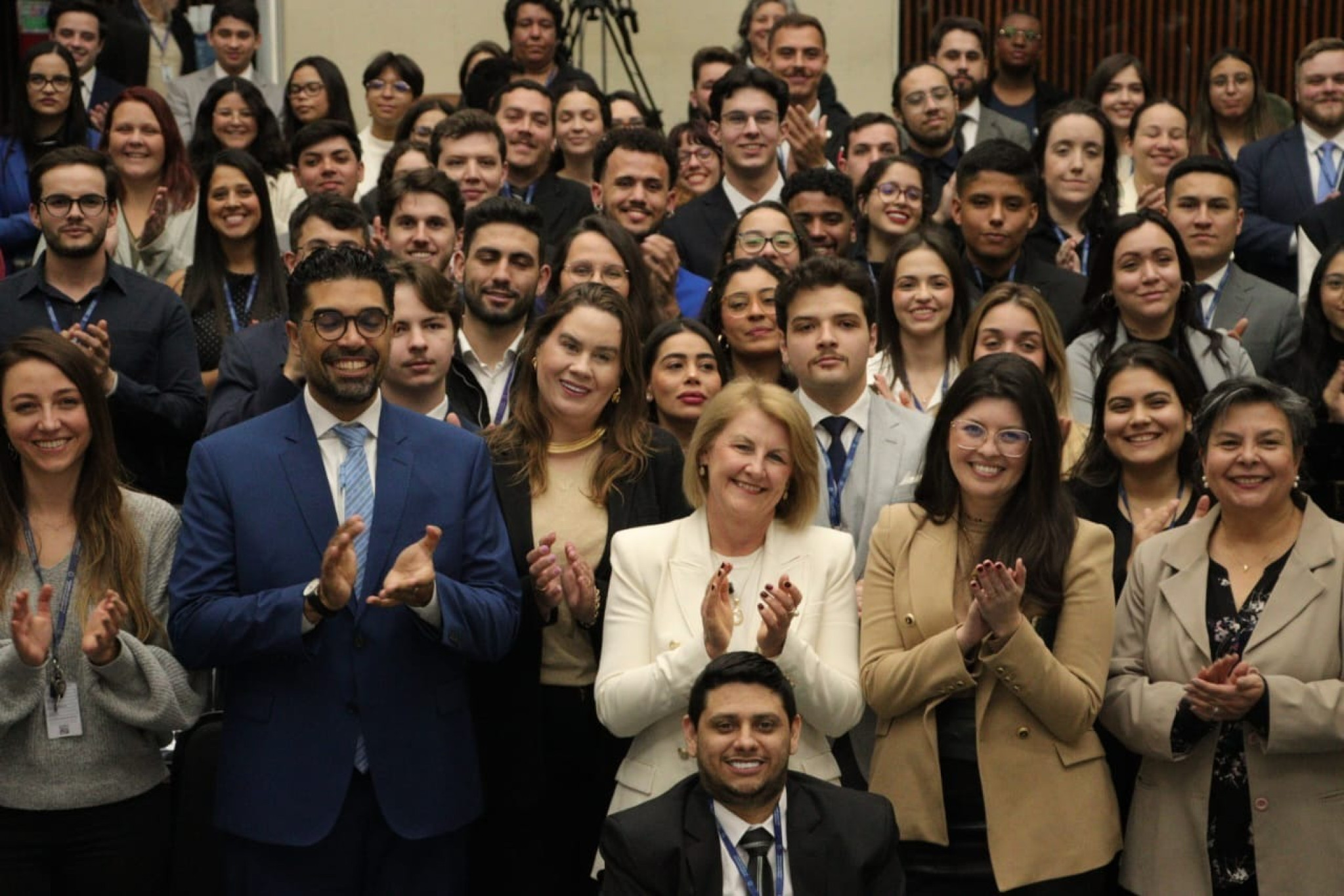 “Espaço para administrar as diferenças e promover o bem comum”, diz deputada Márcia Huçulak (PSD) na posse do Parlamento Universitário