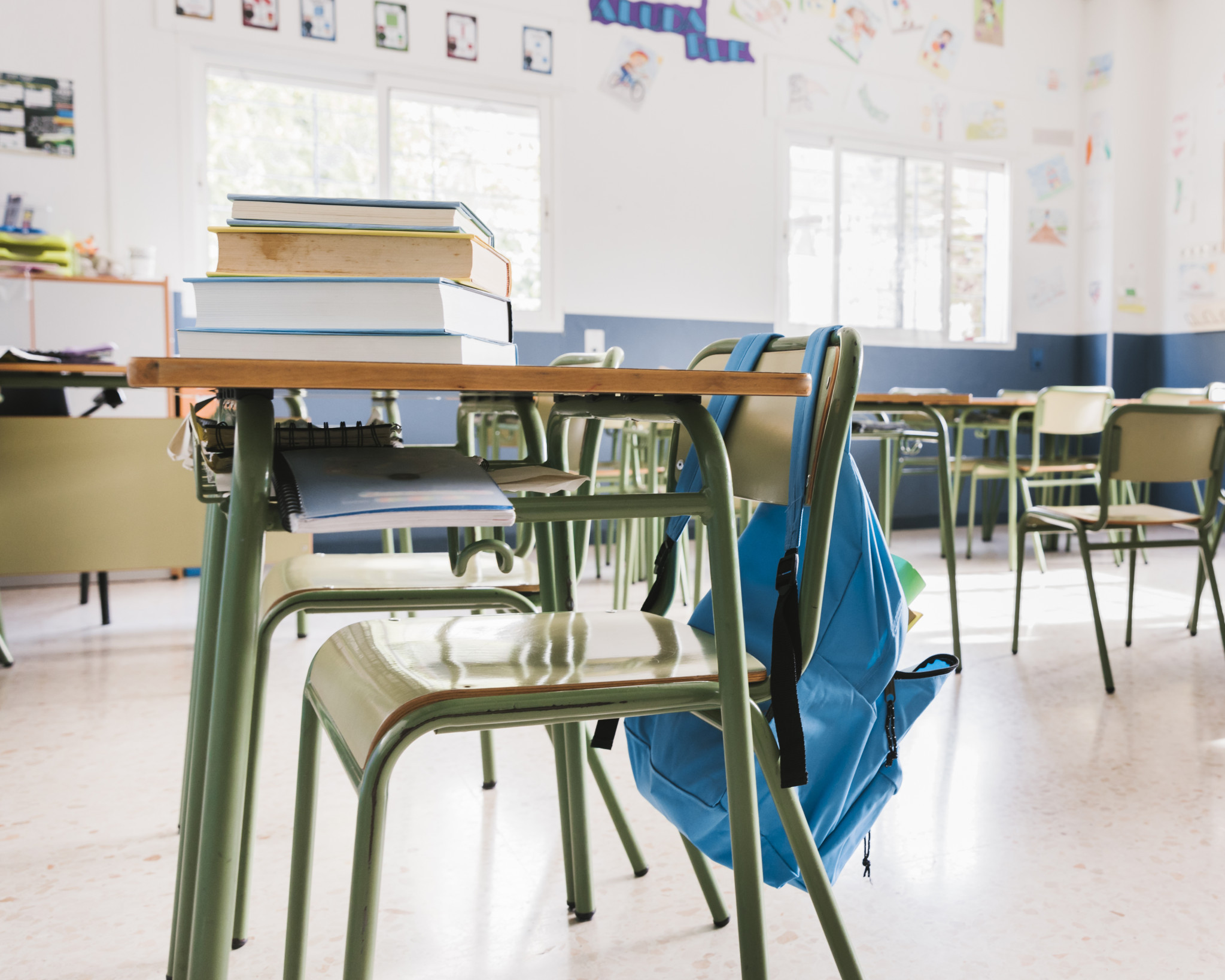 Lei determina comunicação de ausências injustificadas nas aulas para evitar evasão escolar