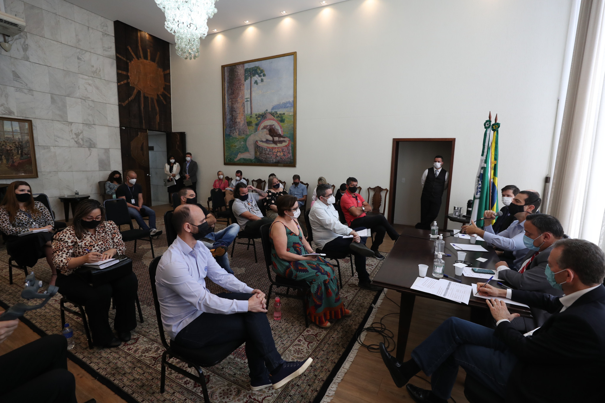 Assembleia Legislativa promove diálogo entre diretores de escolas e a SEED