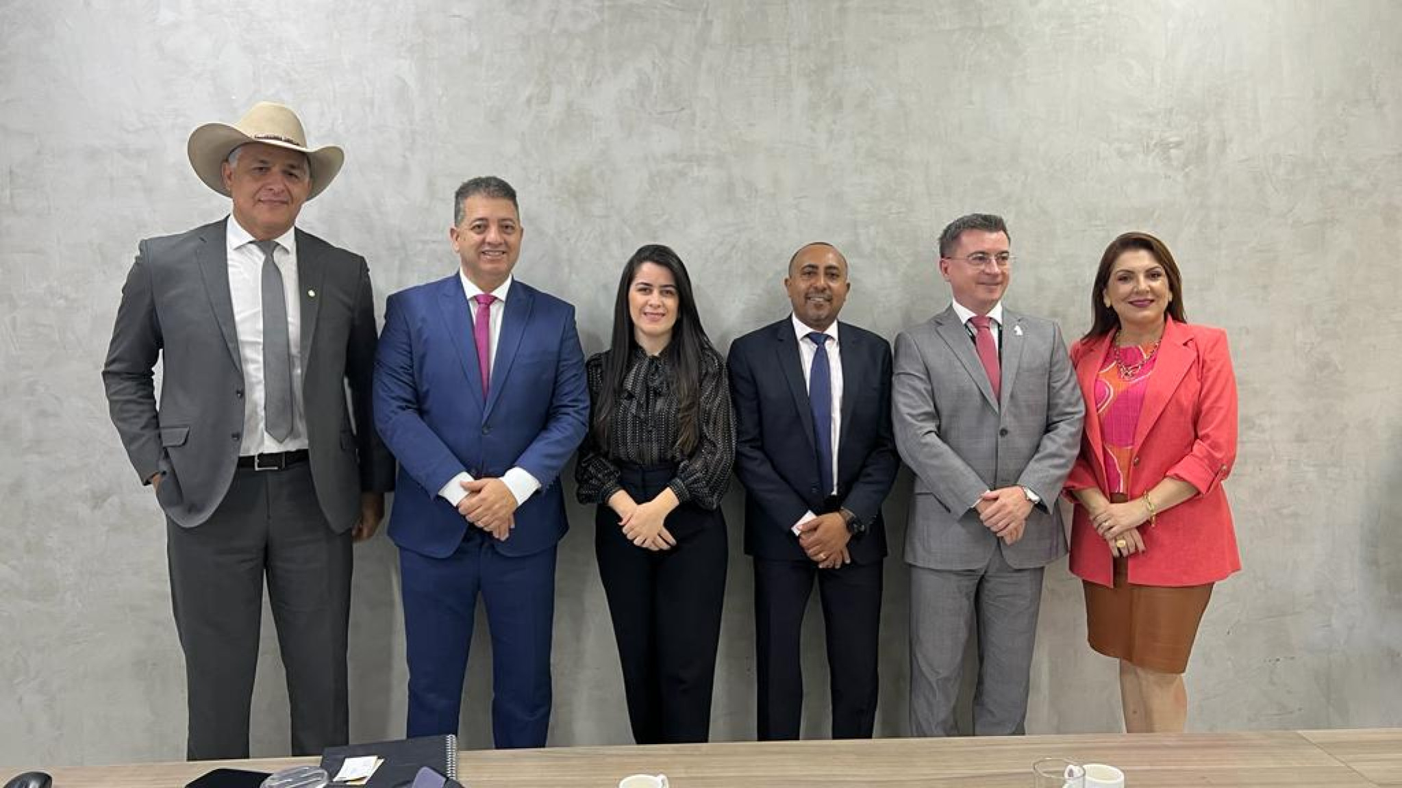 No Ministério da Saúde, deputado Cobra Repórter (PSD) busca recursos para cidades da região e habilitação de uma UPA em Rolândia