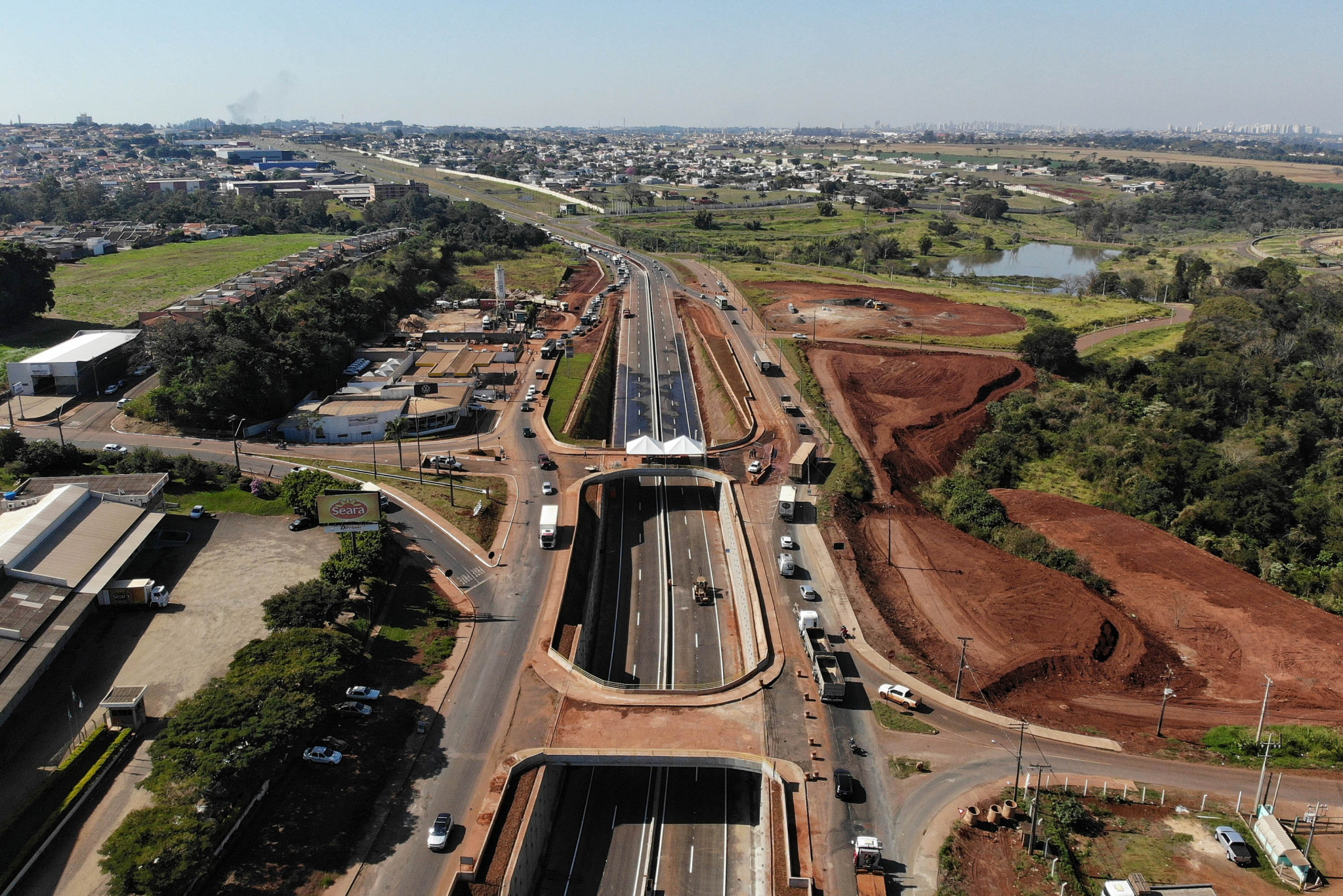 José do Carmo Garcia dá nome ao Viaduto Bratislava, em Cambé