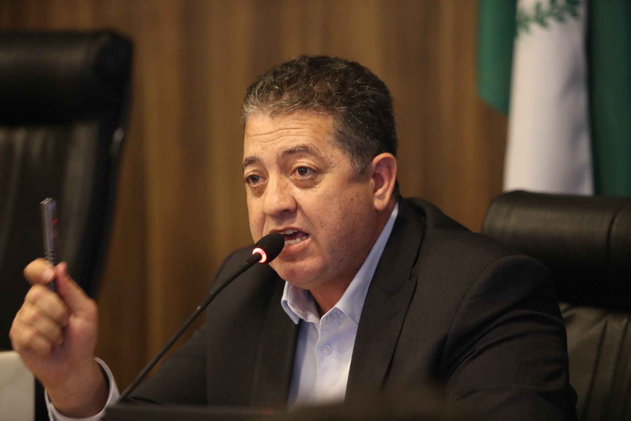 Deputado Cobra Repórter (PSD) protocola requerimento solicitando redutor de velocidade na PR-444, em Arapongas