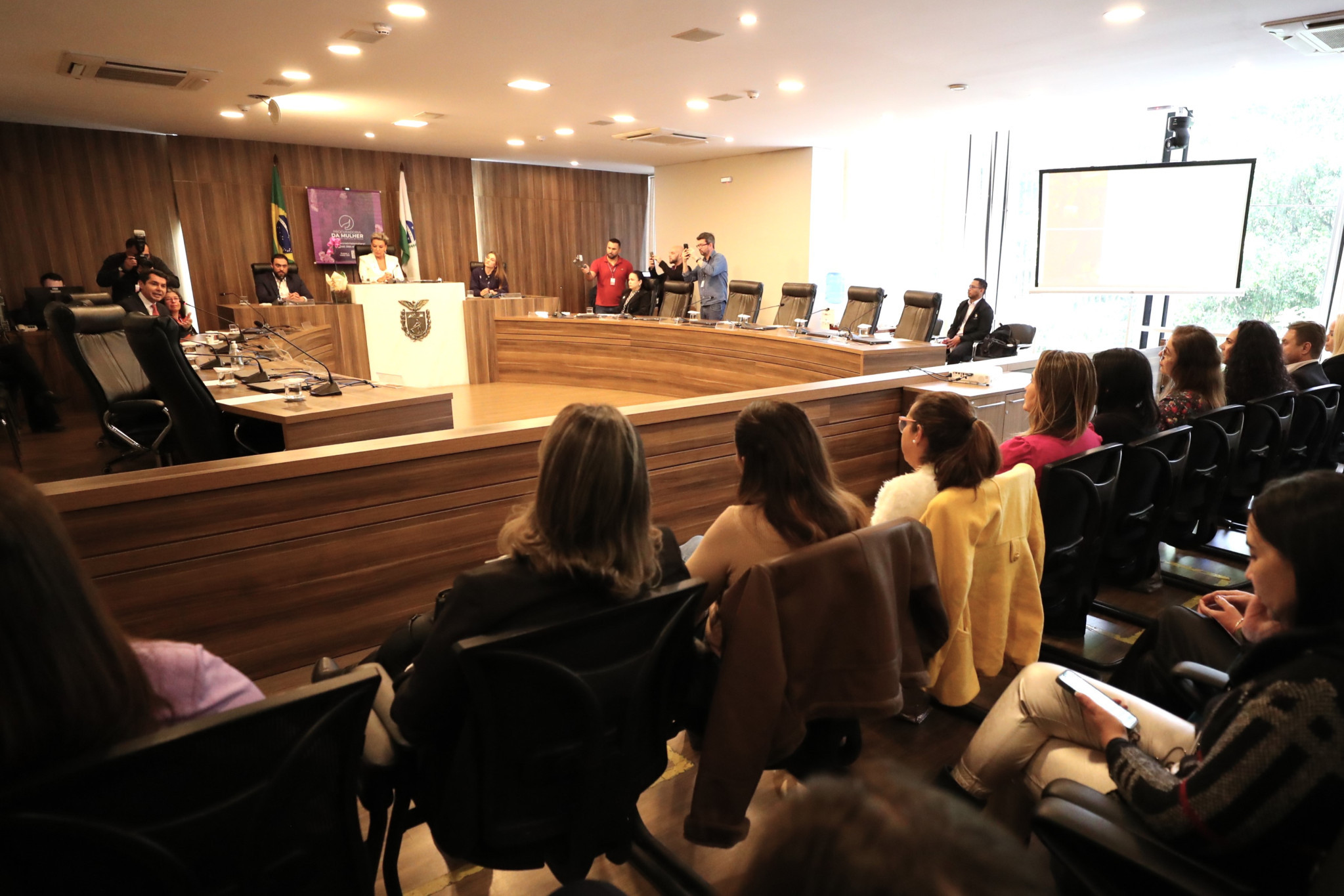 Procuradoria da Mulher da Assembleia celebra dois anos do Projeto Cuidar de Quem Cuida