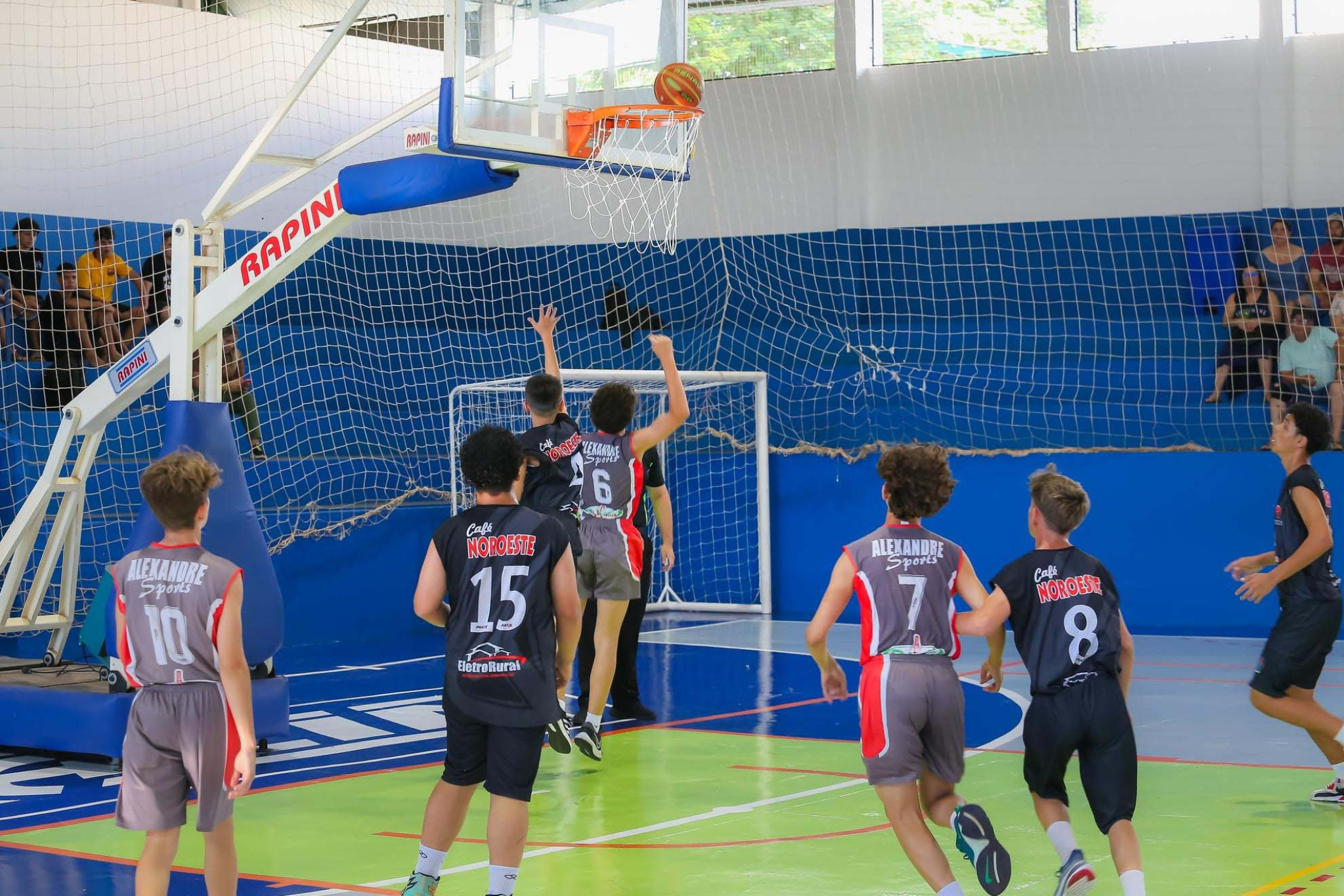 Assembleia Legislativa debate medidas de combate à violência em competições esportivas infantojuvenis no Paraná