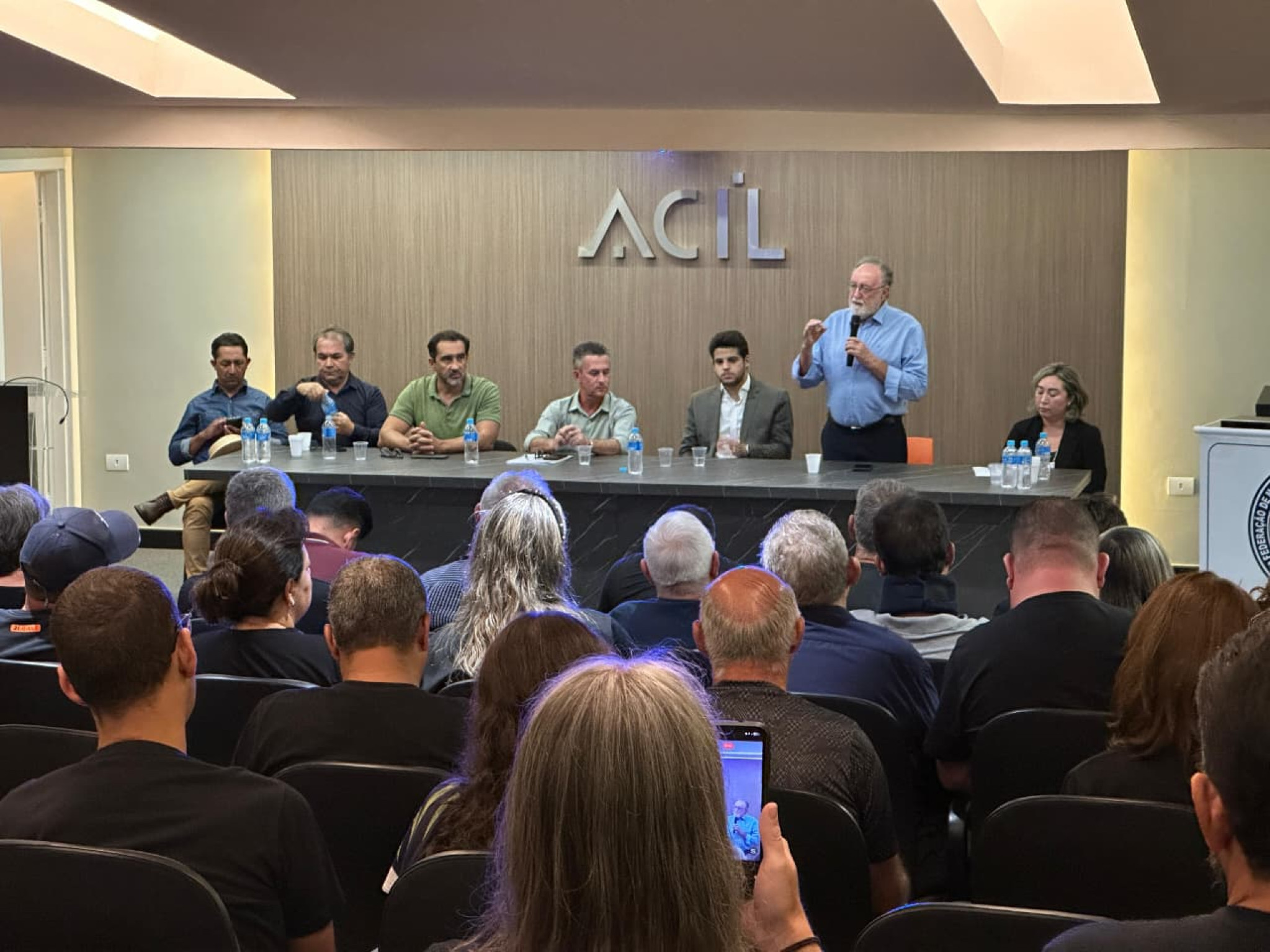 Deputado Tercilio Turini (MDB) participa da posse da 1ª diretoria da FANOPR e destaca fortalecimento da luta pela regularização de chácaras