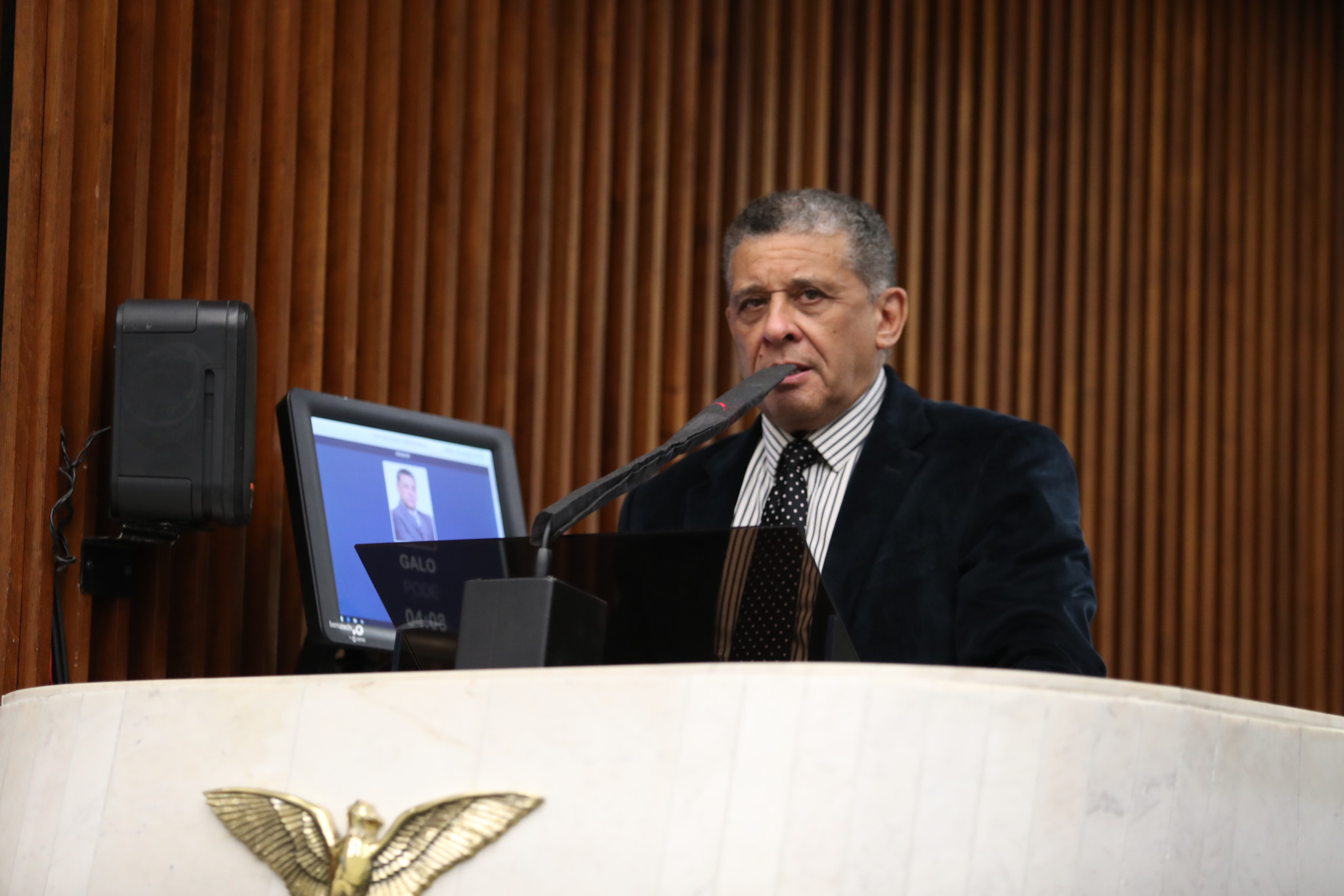 Deputado Galo mostra preocupação com possibilidade de despejo de pescadores em Matinhos