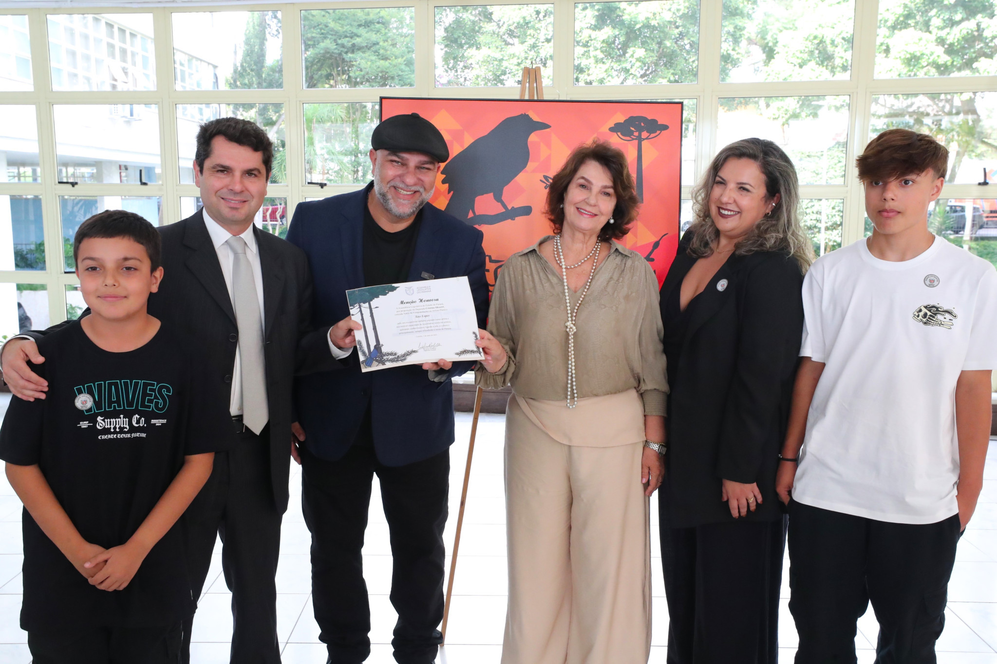 Assembleia recebe a exposição “Araucárias Vivas” do artista plástico Toto Lopes