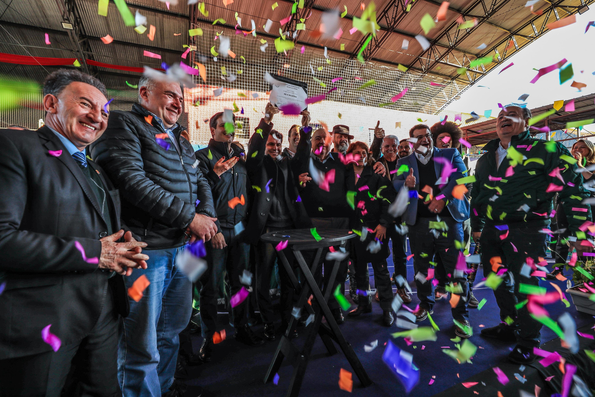 Em Sessão Especial, Assembleia anuncia repasse de R$ 8 milhões para revitalização do Rio Barigui na região do Fazendinha