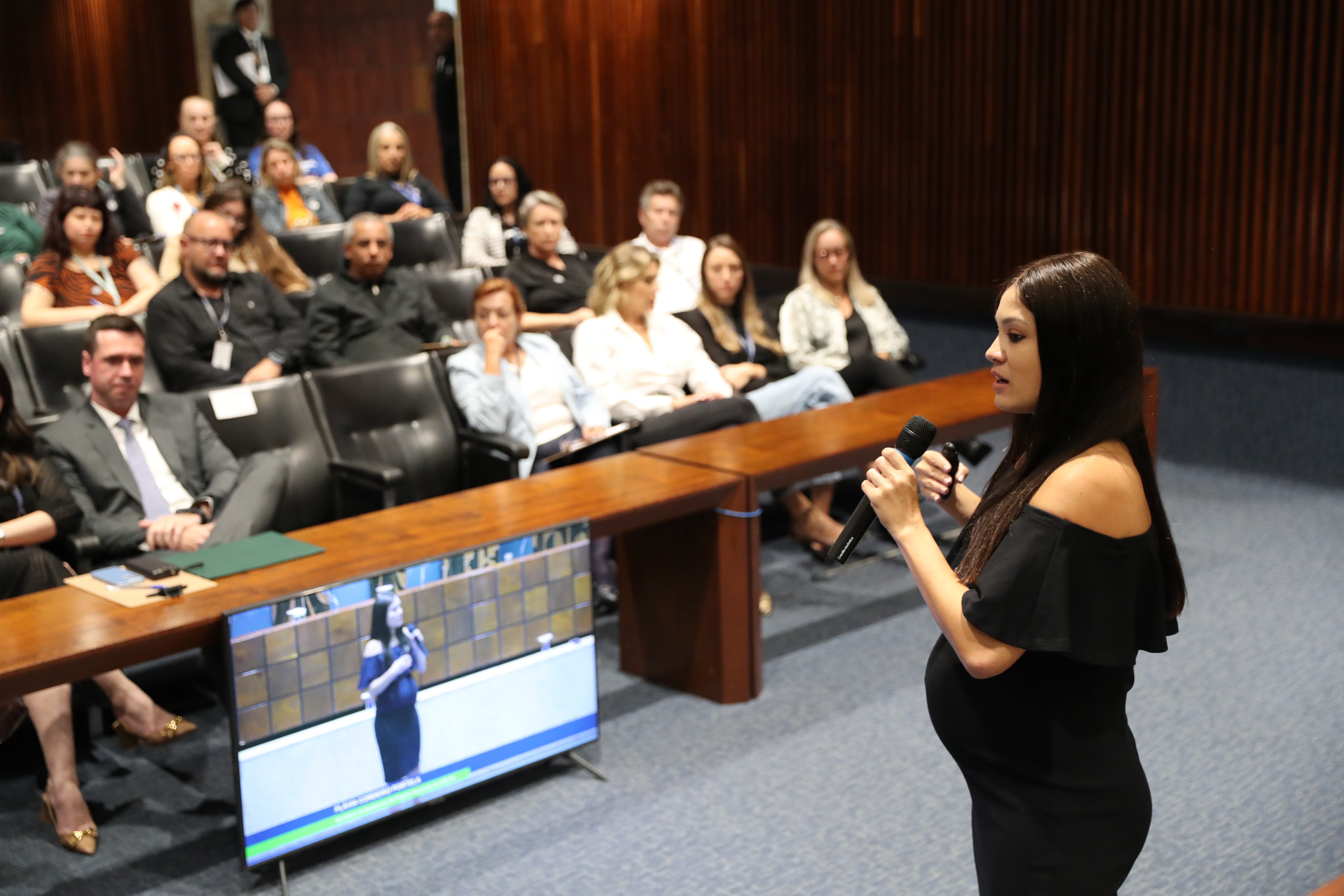 Servidores participam de curso sobre boas práticas no atendimento à pessoa com deficiência