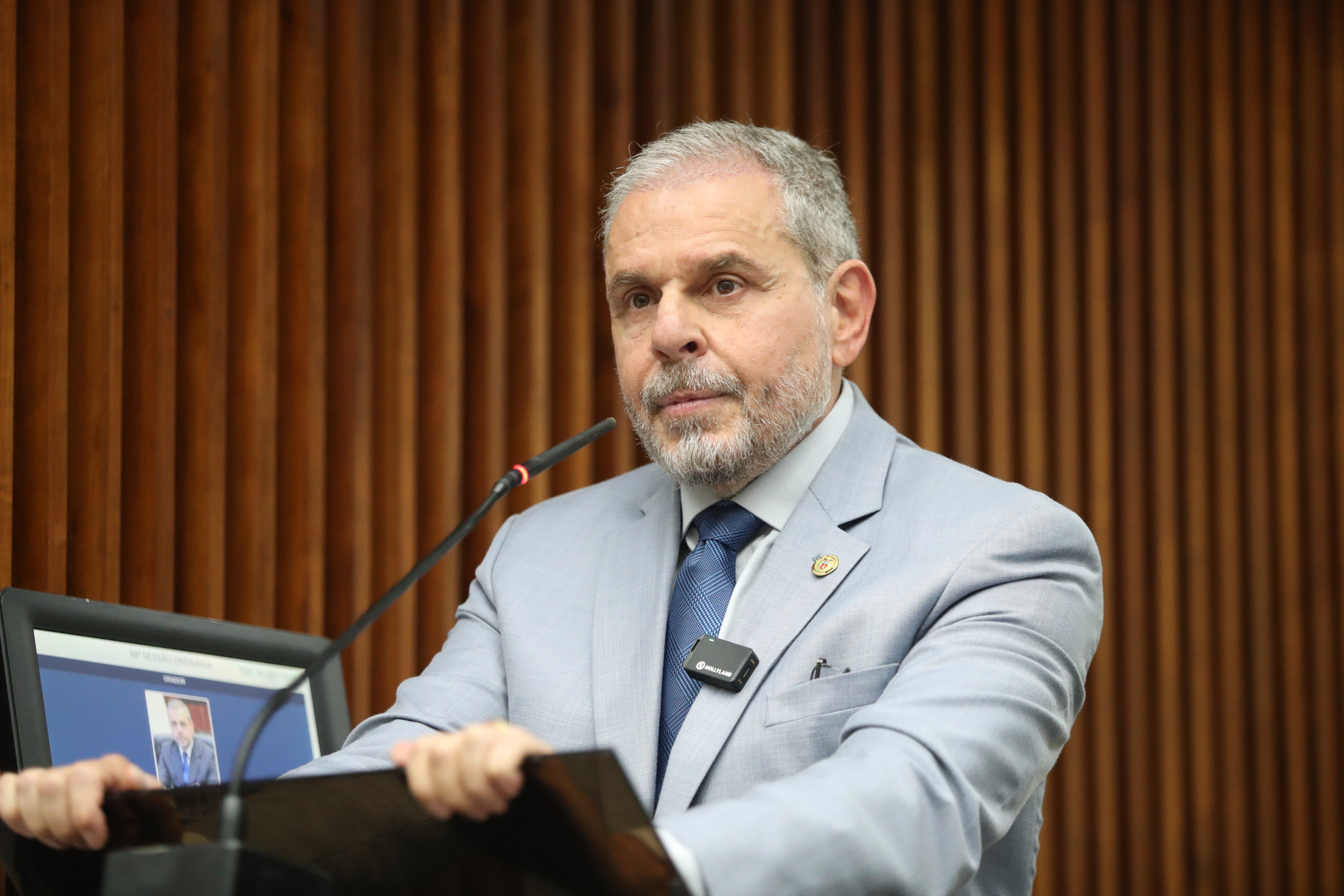 Projeto de lei protocolado na Assembleia visa proteger policiais aposentados em situação de risco no Paraná