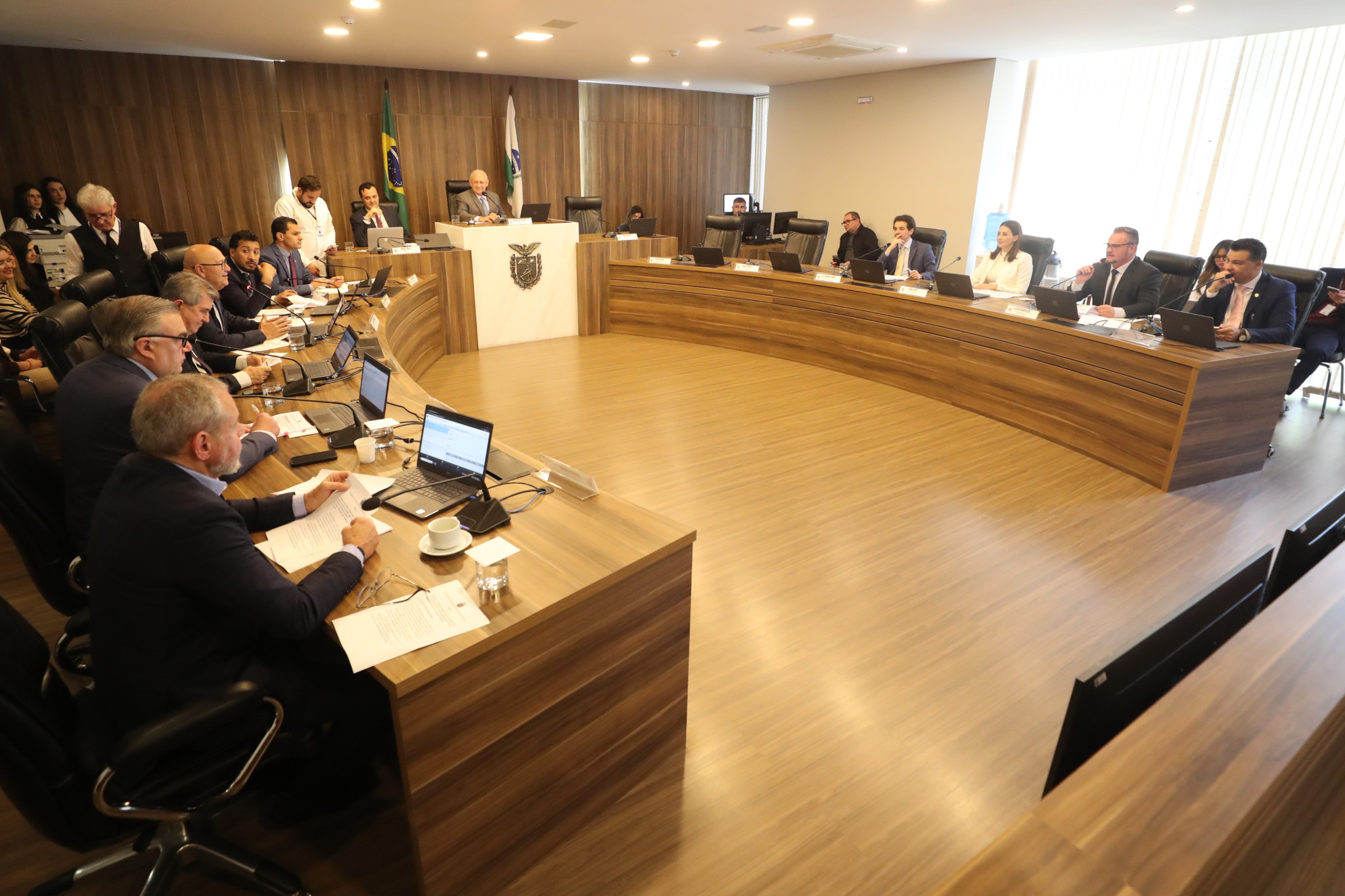 CCJ aprova emenda ao projeto de lei que institui o Conselho Estadual de Juventude do Paraná