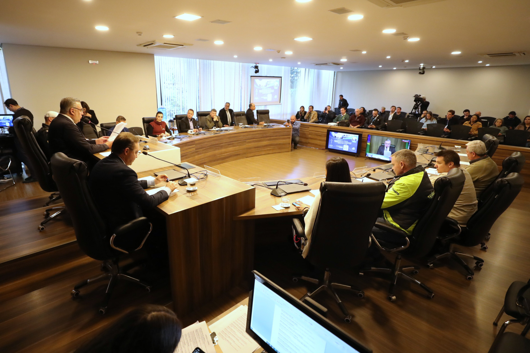 Audiência pública debate soluções para evitar acidentes com trens em Curitiba e Região Metropolitana