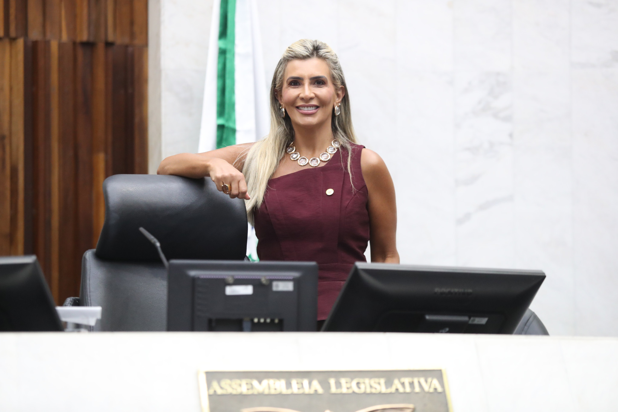 Deputada Flávia Francischini (União) assume interinamente a presidência da Assembleia Legislativa do Paraná