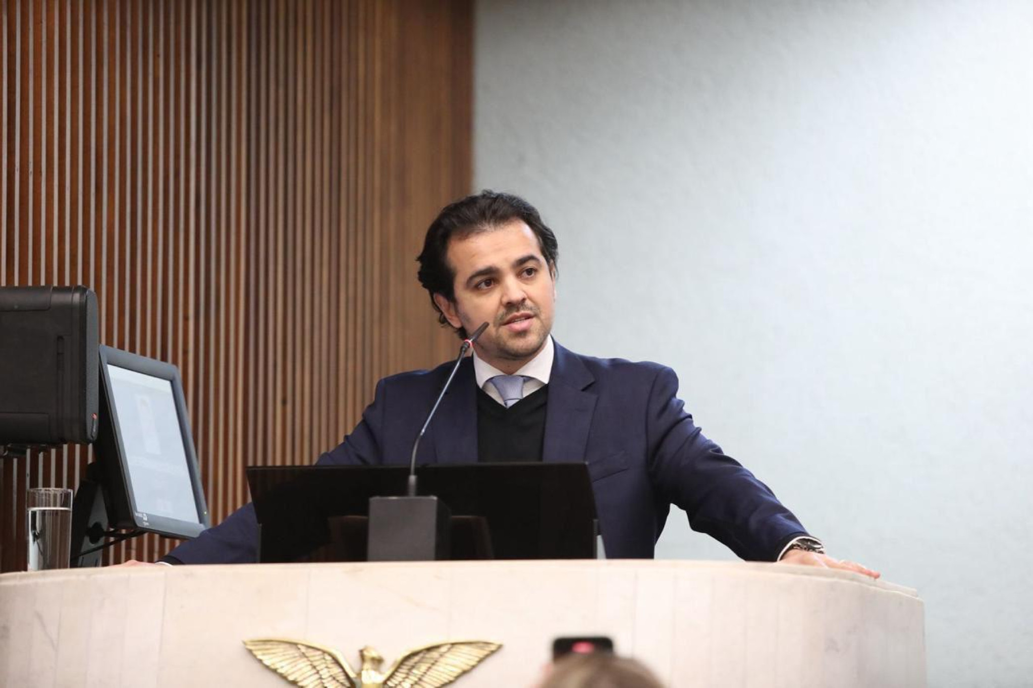 Deputado Luiz Fernando Guerra (União) se manifesta em defesa das Escolas Especiais do Paraná