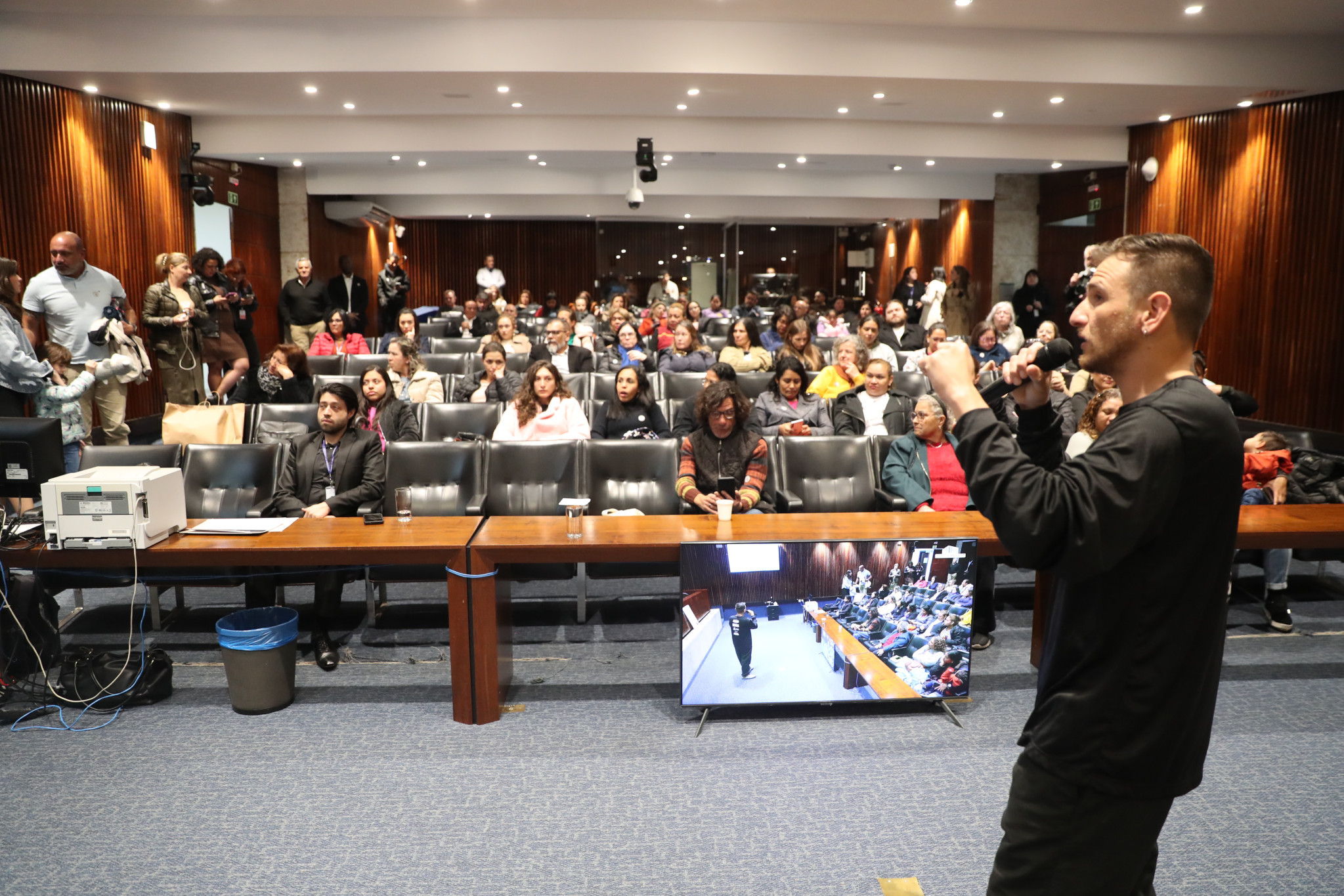 Seminário Arte é um Bom Negócio leva noções de empreendedorismo e capacita artistas e artesãos para terem uma atividade mais rentável