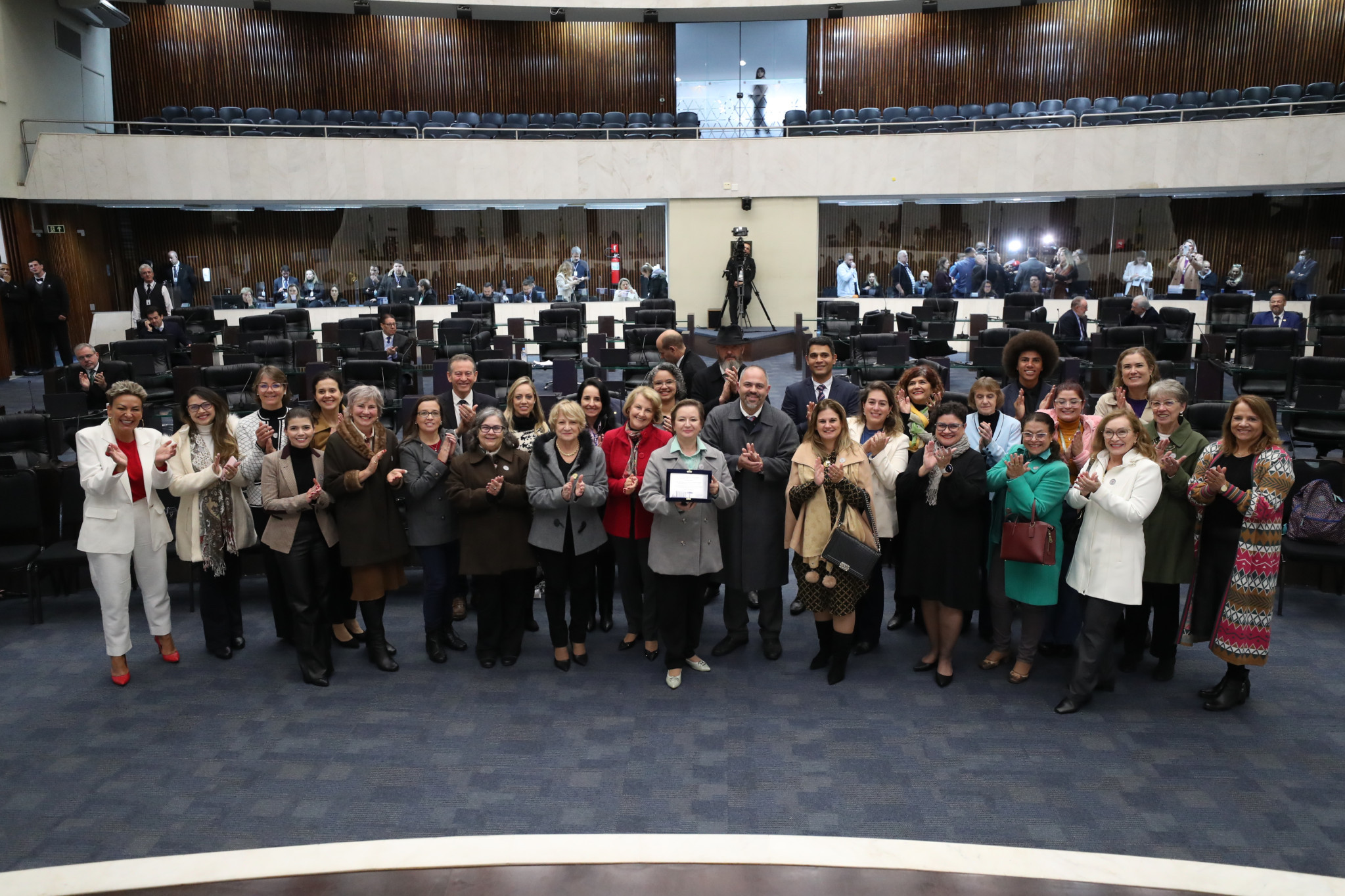 Assembleia comemora o Jubileu de Ouro do Curso de Enfermagem da UFPR
