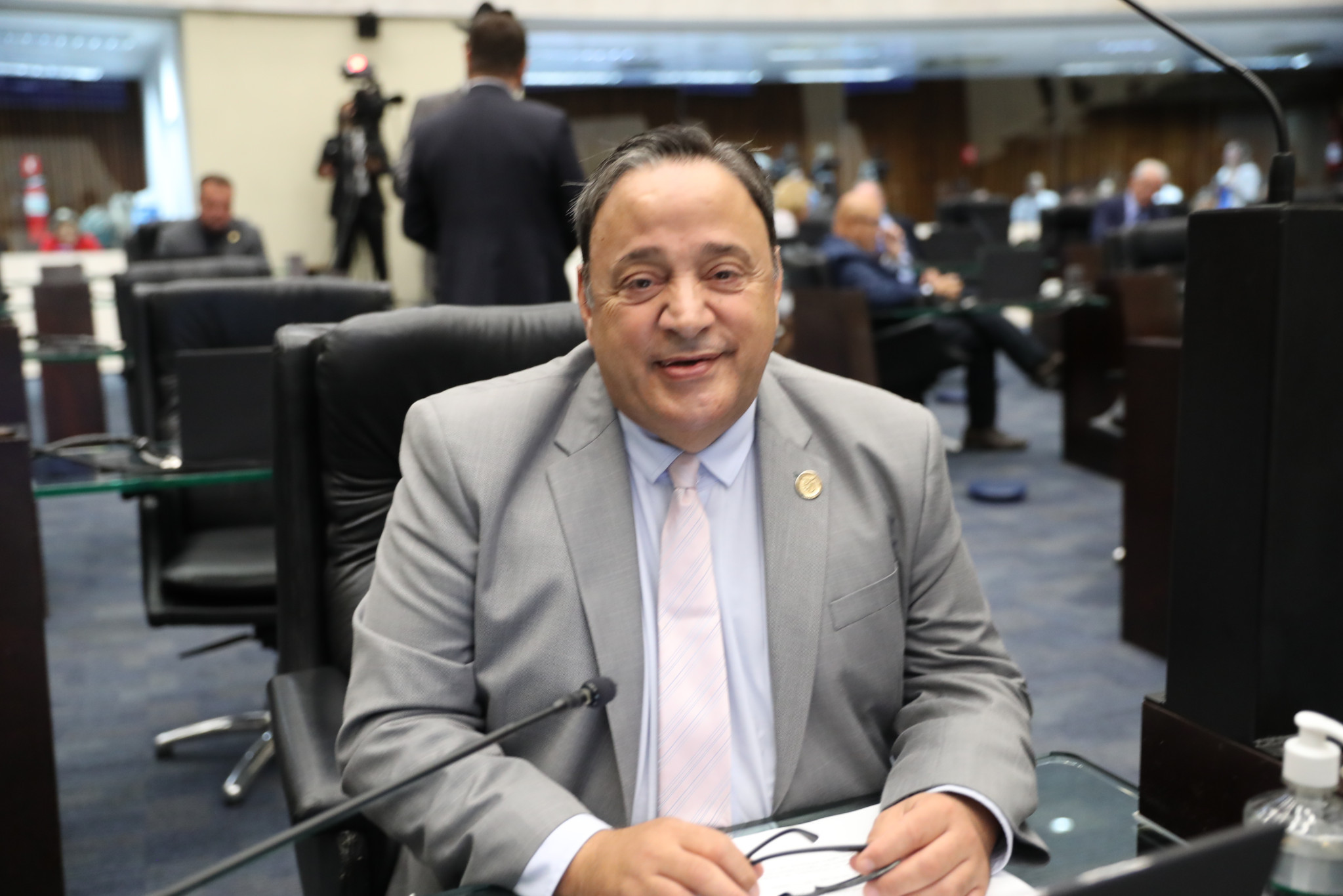 Deputado Hussein Bakri (PSD) destaca bom momento econômico do Paraná e projeta mais crescimento para 2024
