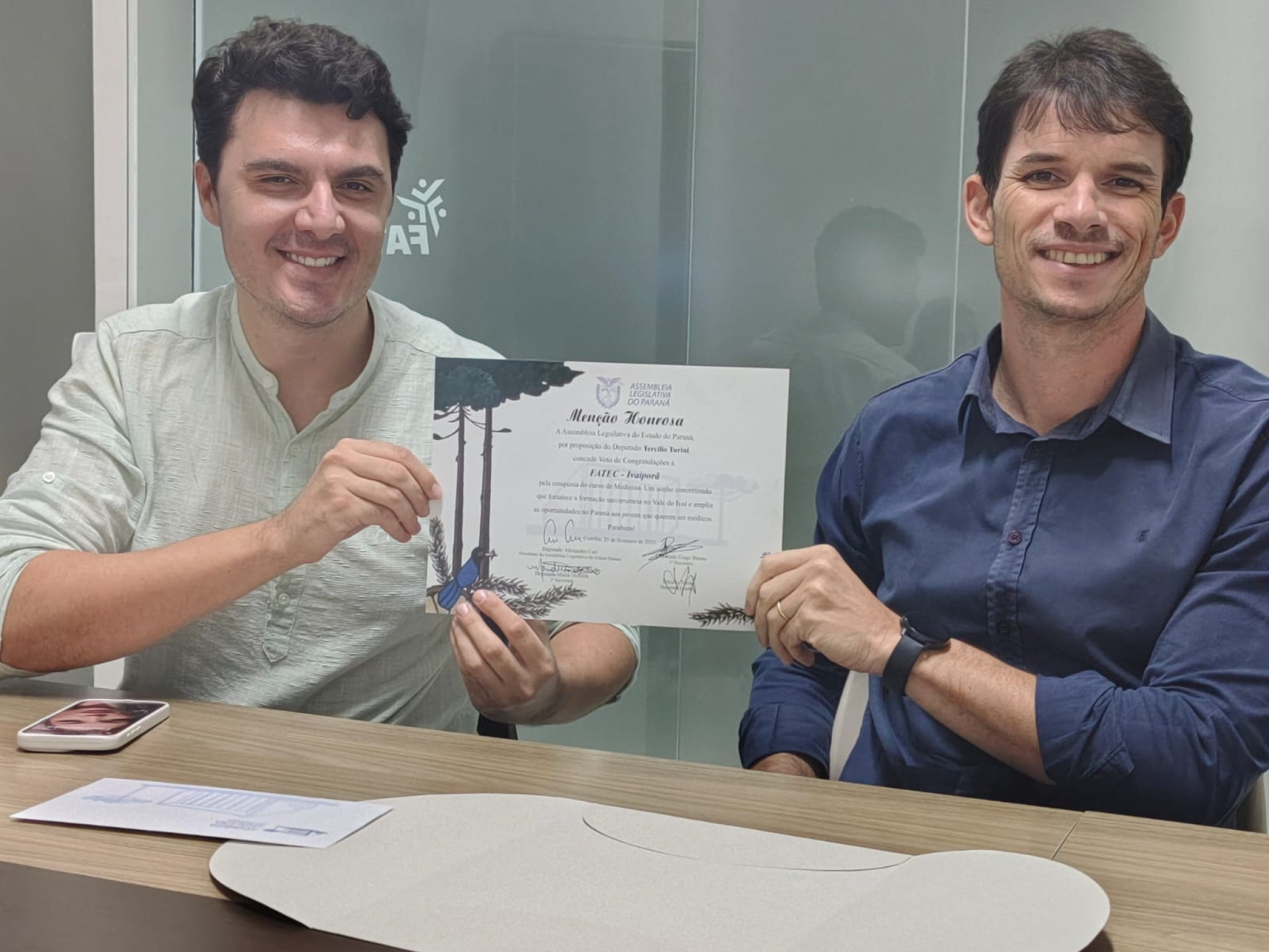 Deputado Tercilio Turini (MDB) homenageia FATEC Ivaiporã pelo novo curso de Medicina no Vale do Ivaí