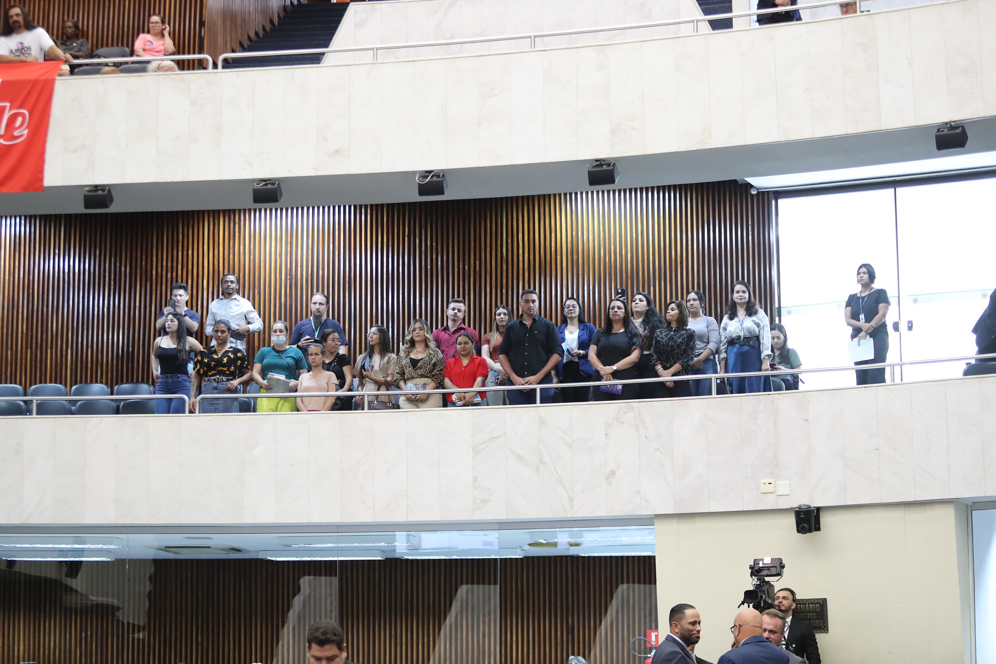 Acadêmicos da UNIANDRADE visitam o Poder Legislativo