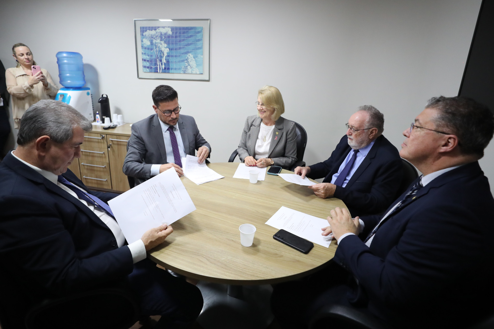 Projeto que amplia diretoria e atualiza leis relacionadas ao regime jurídico da Funeas é aprovado na Comissão de Saúde