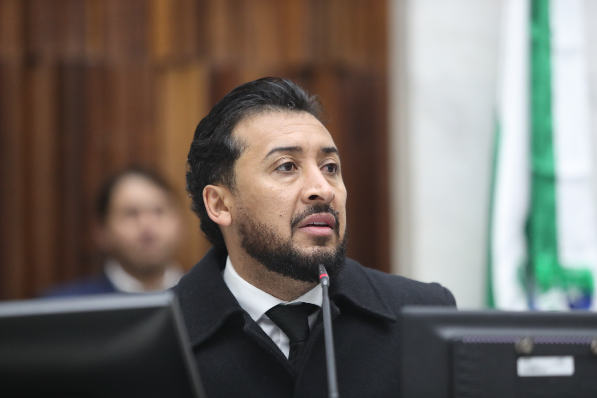 Projeto de lei visa ampliar a acessibilidade em maquininhas de cartão no Paraná