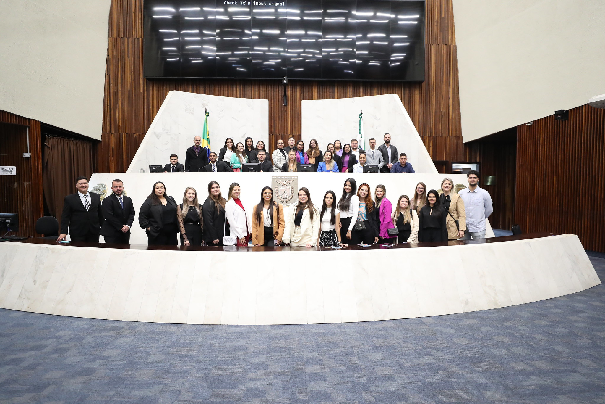 Acadêmicos de Direito visitam a Assembleia