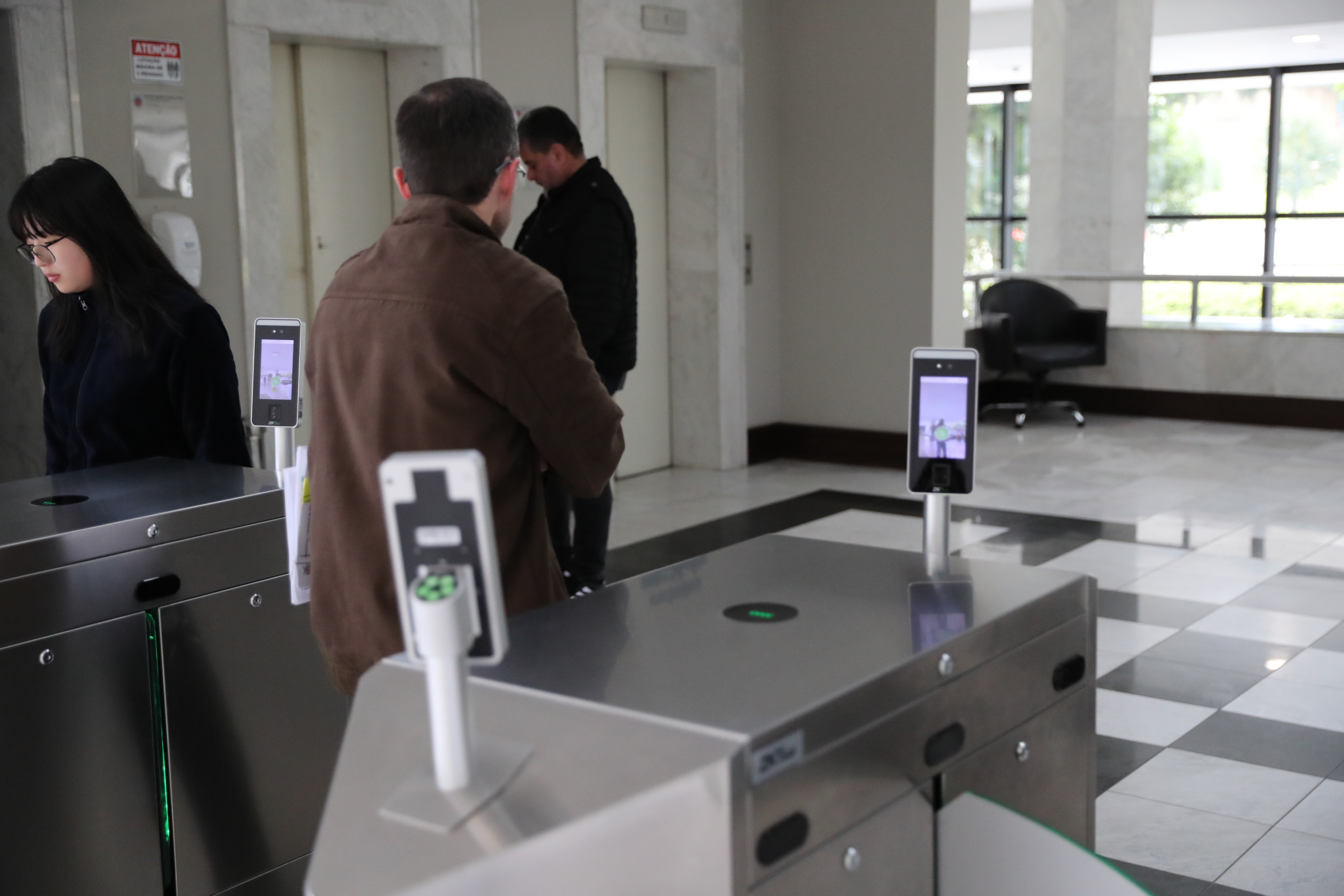 Controle de acesso e frequência eleva segurança e transparência da Assembleia Legislativa