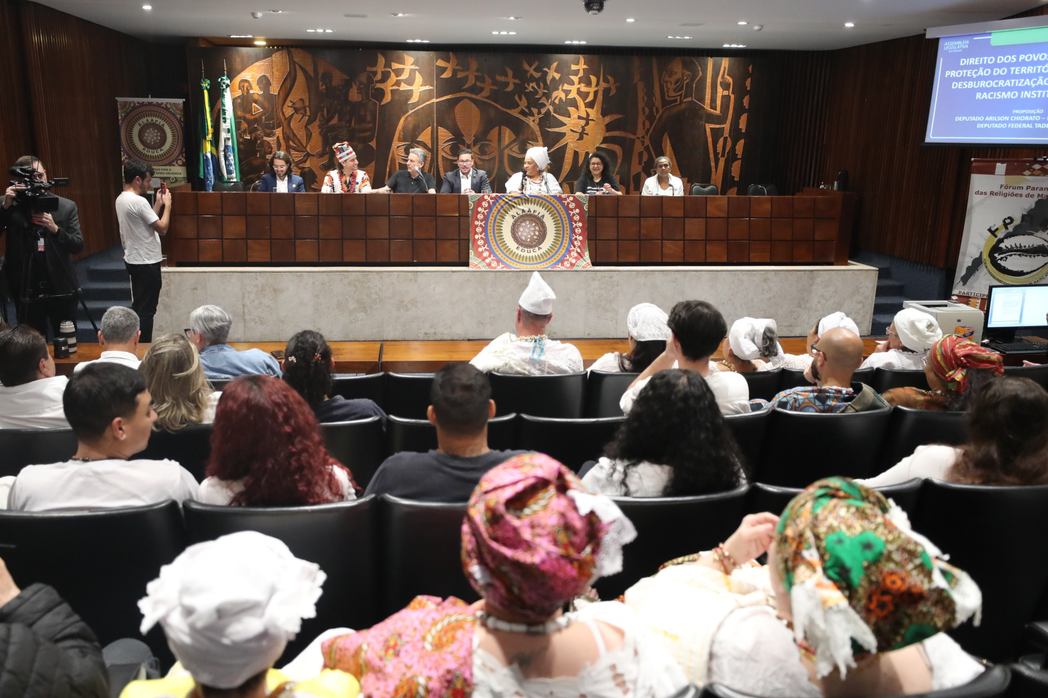 Assembleia Legislativa do Paraná discute direitos, proteção e reconhecimento dos povos de terreiro no estado