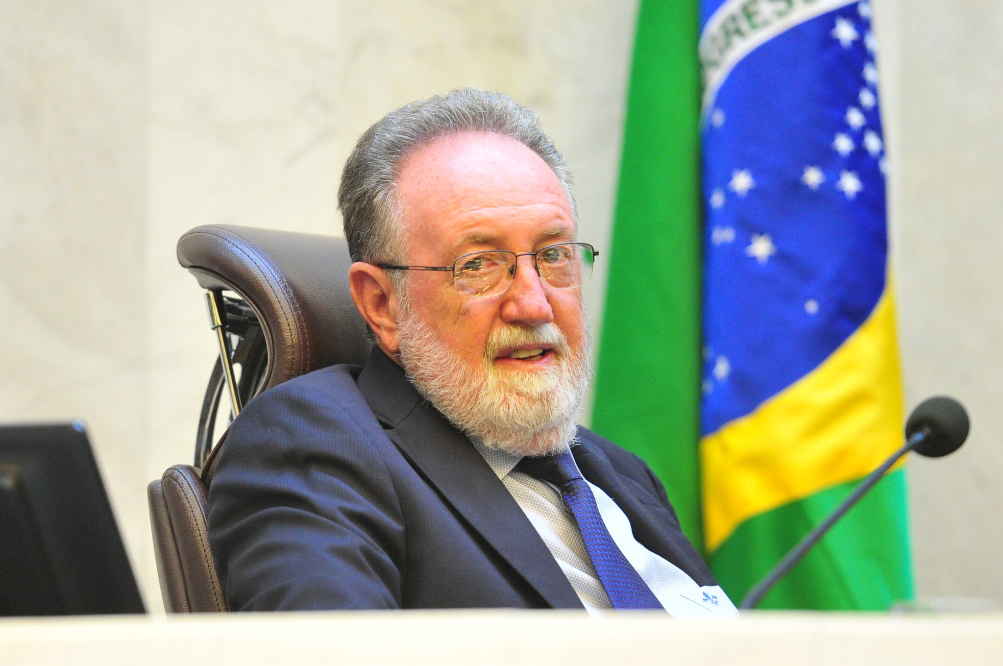 Deputado Tercilio Turini pede ao TCU inclusão de obras no edital de concessão das rodovias