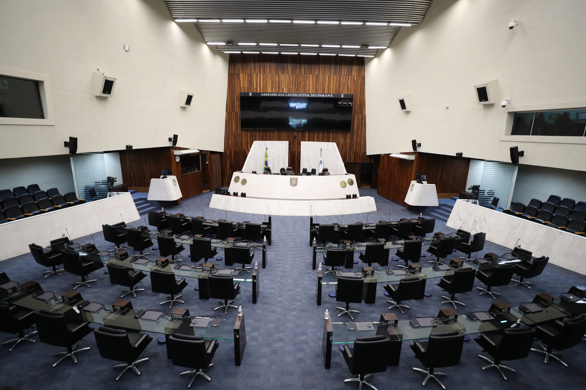 Projetos do Tribunal de Justiça que reajustam tabelas das custas judiciais estão em debate na Assembleia