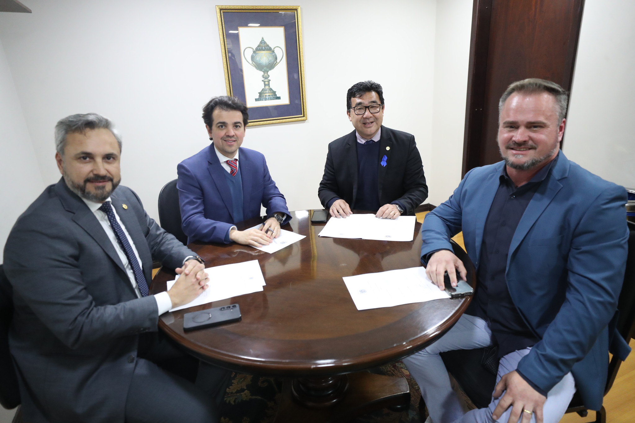 Três projetos que tratam de descarbonização e resíduos sólidos avançam na Comissão de Indústria e Comércio