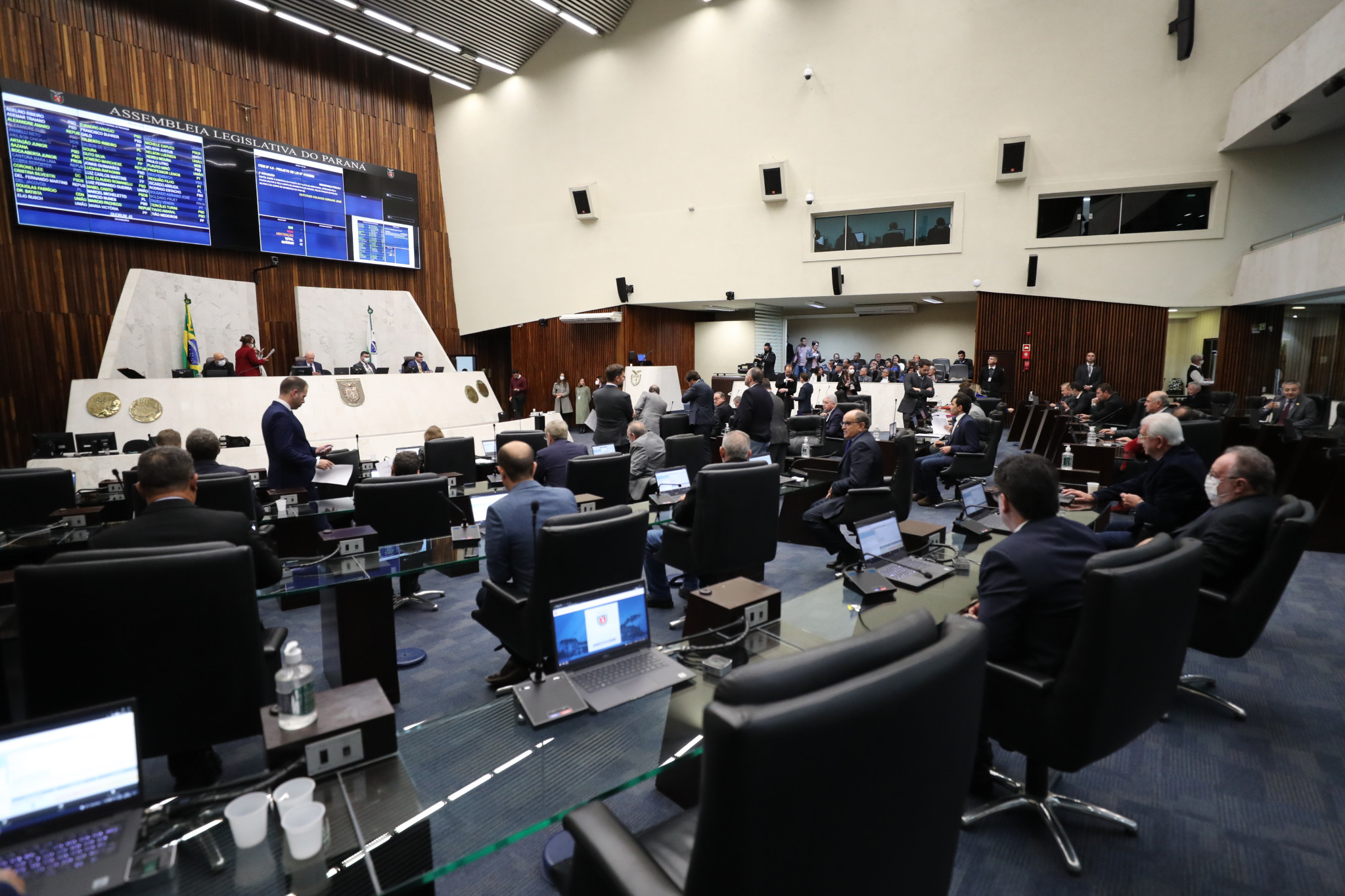 Projeto que garante vagas de pilotos de aeronaves da PM para praças da corporação avança em 3º turno na Assembleia