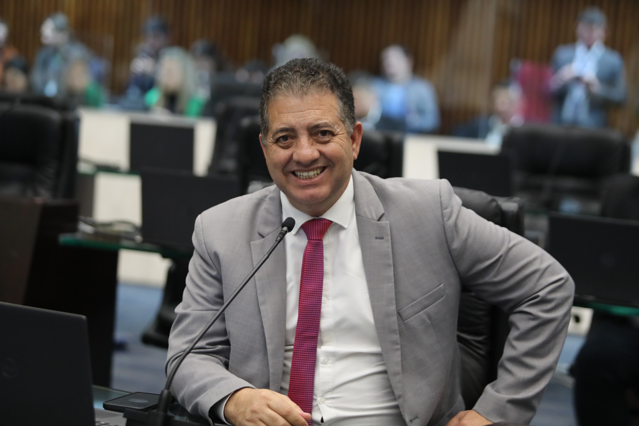 Deputado Cobra Repórter (PSD) destaca nova fase do CastraPet que vai atender mais de 30 mil cães e gatos no Paraná