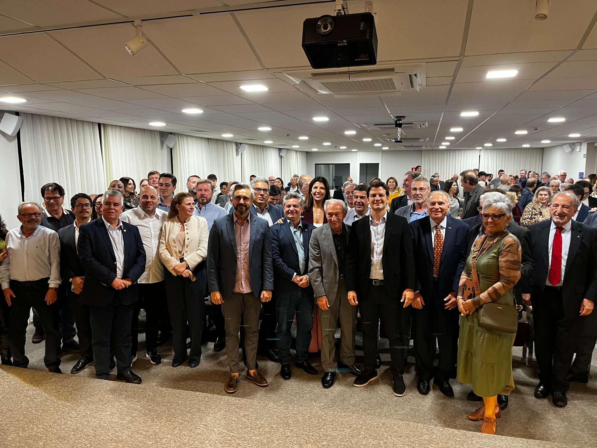 Deputado Fabio Oliveira (Podemos) representa Assembleia em encontro sobre revitalização do Centro de Curitiba