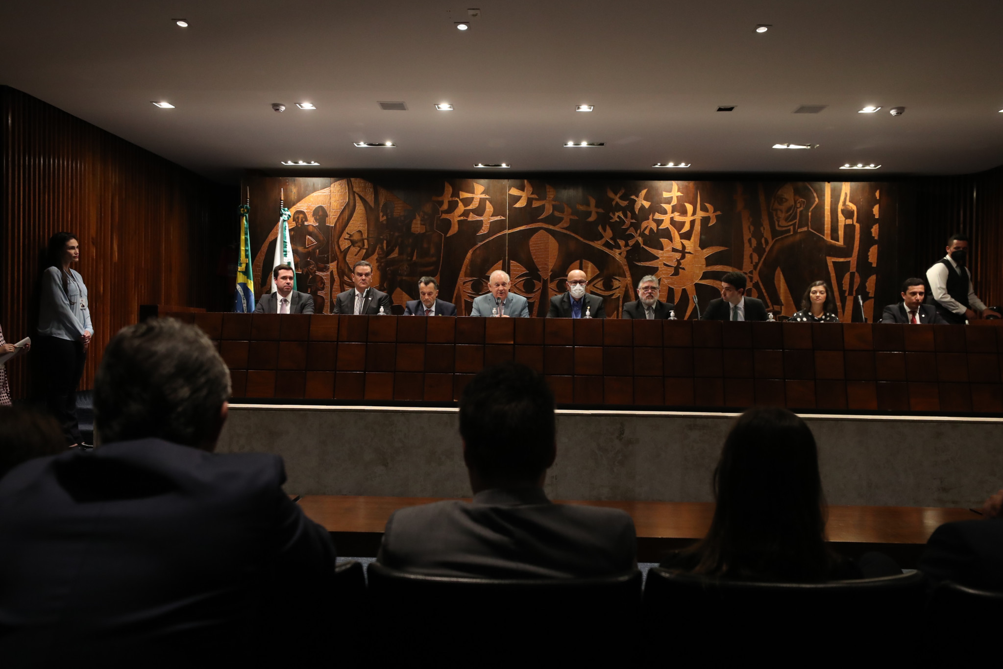Lançamento de mutirão Concilia Paraná reforça harmonia entre Poderes