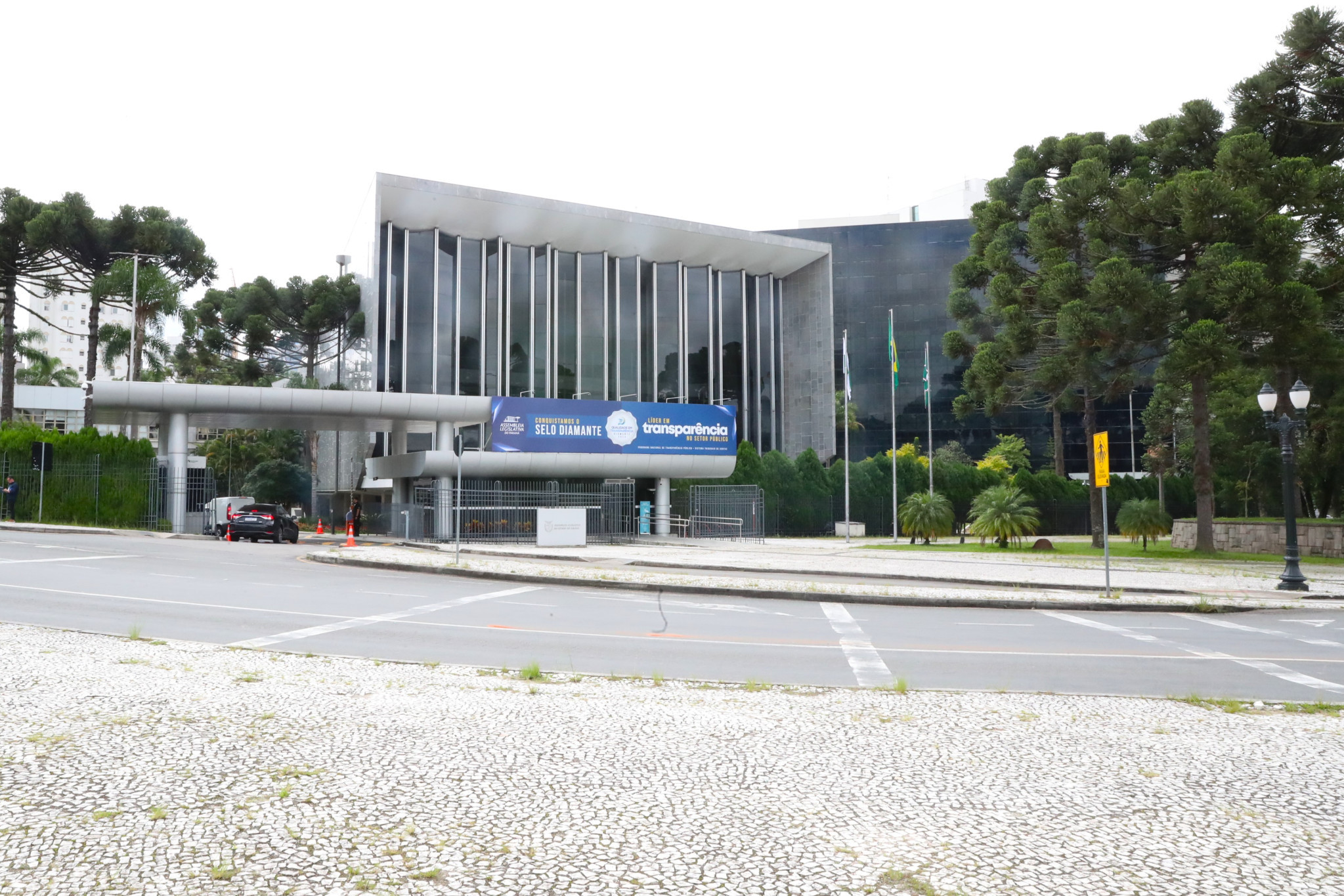 Saúde mental, precatórios, homenagens e reajuste salarial dos professores movimentam agenda parlamentar