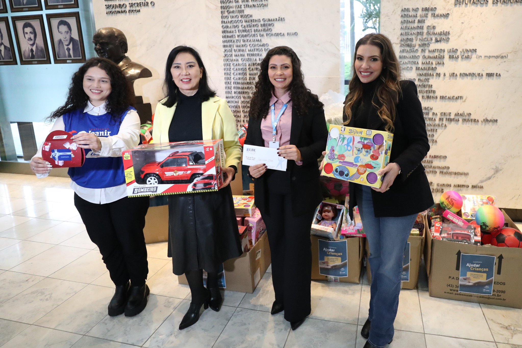 Campanha da Assembleia e do TJPR arrecada mais de 500 itens para crianças e adolescentes vulneráveis