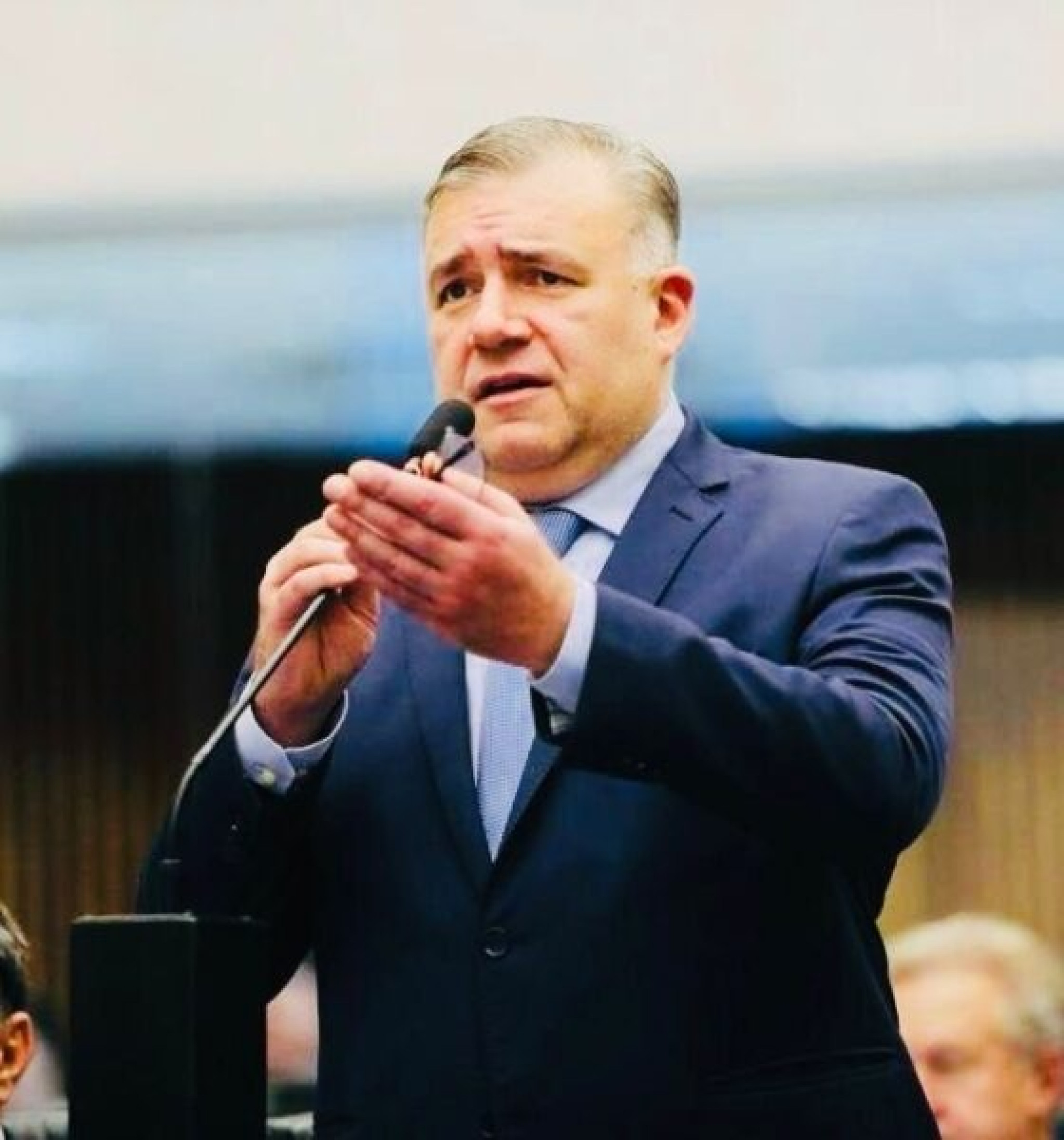 Deputado solicita aumento de psiquiatras e psicólogos na saúde de Curitiba 